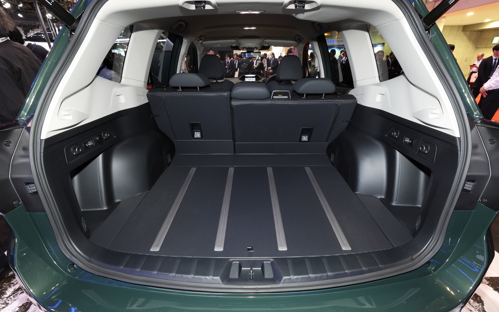 フォレスター特別仕様車「X-EDITION」市販モデル