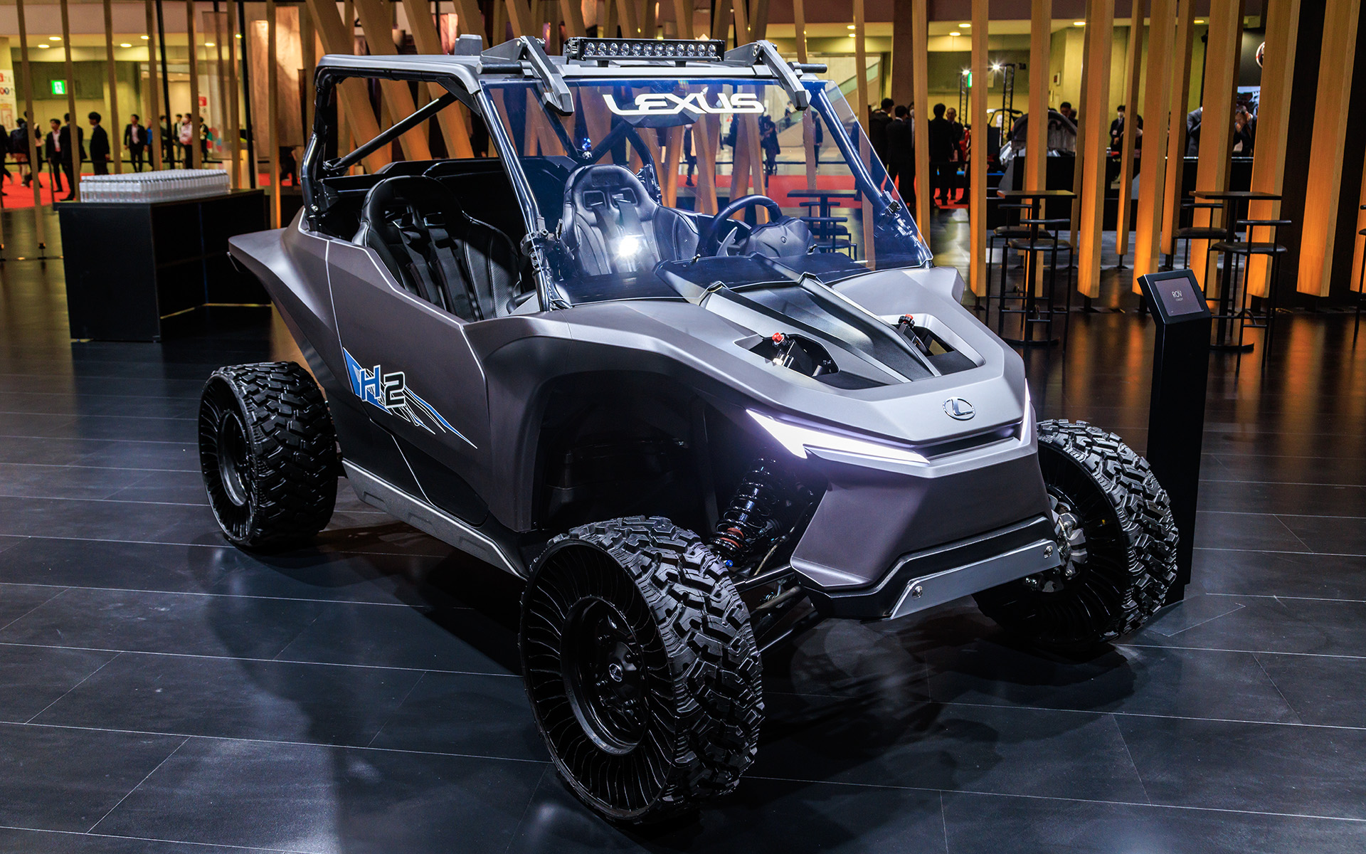 水素エンジンを搭載した「ROV CONCEPT」