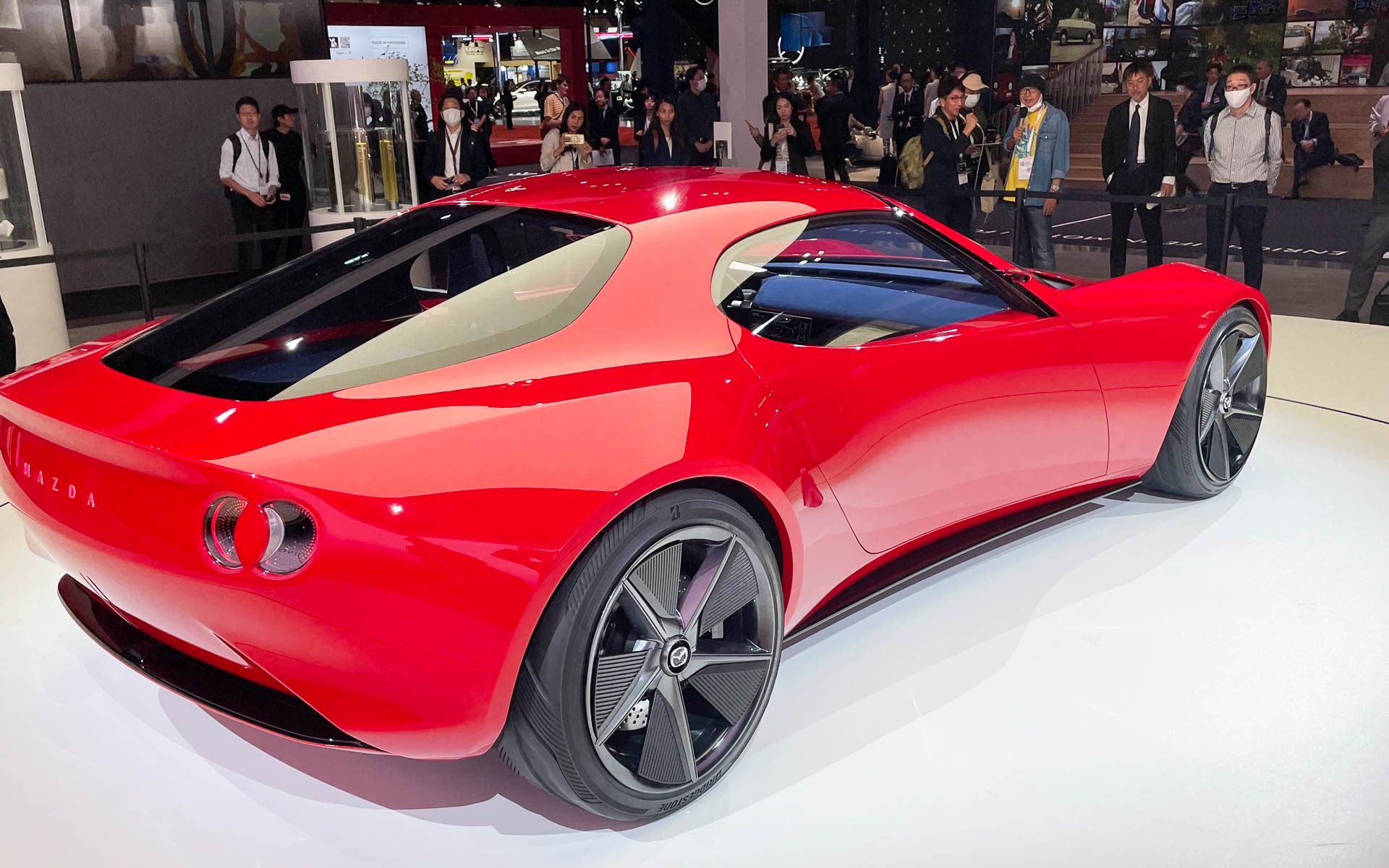 きっとマツダのデザイナーはカングーロファンに違いないと思ってます。気持ちわかるなぁ