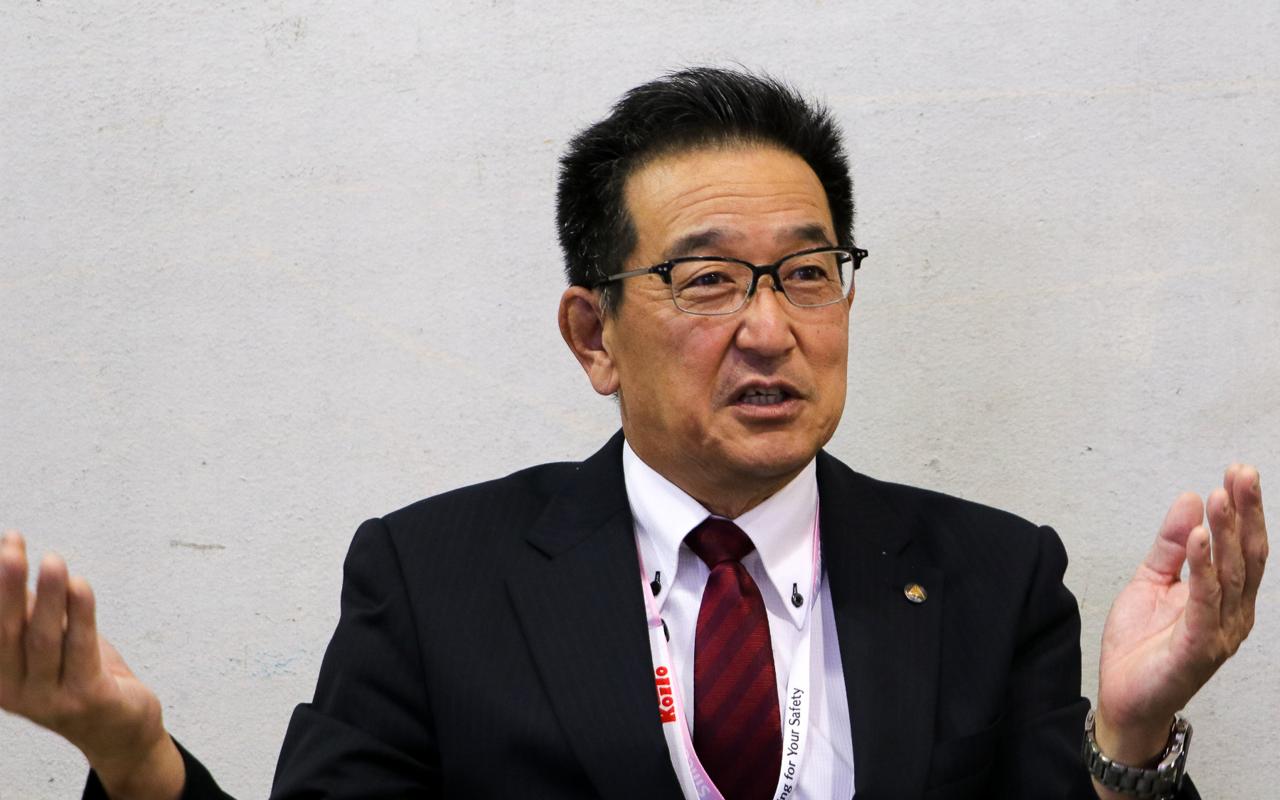 勝田隆之氏は1985年4月にトヨタ自動車に入社してレクサスセンター チーフエンジニアなども務めた人物。2016年4月から小糸製作所の常勤顧問に就任し、現職に至る