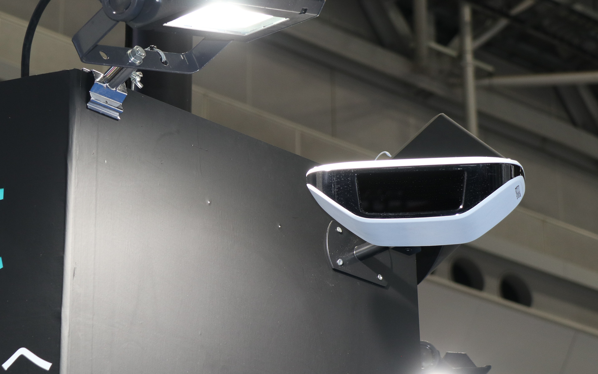 LiDAR技術を移動体検知システムに応用する新発想の製品「ILLUMIERE（イルミエル）」