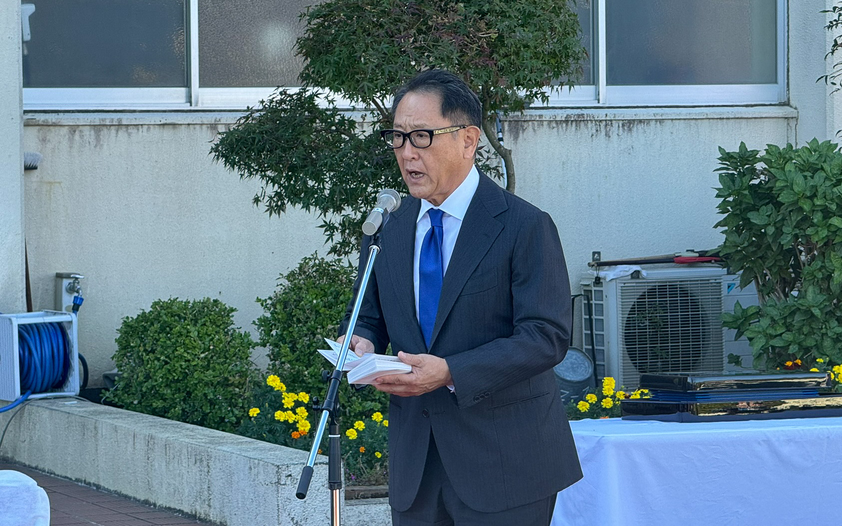 豊田佐吉氏のひ孫である豊田章男氏。豊田家を代表して出席した