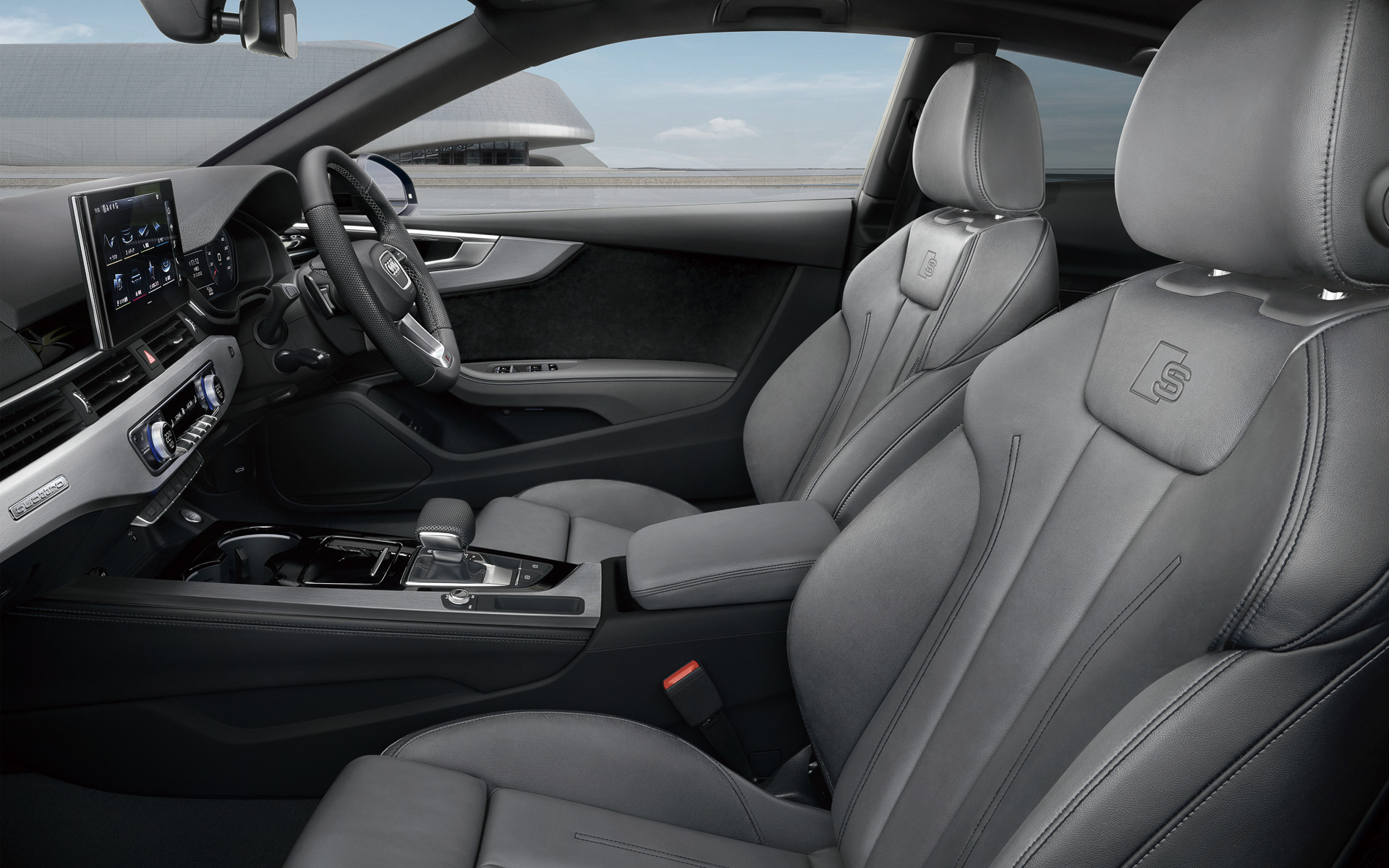 A5 スポーツバック S ライン コンペティション プラスのインテリア