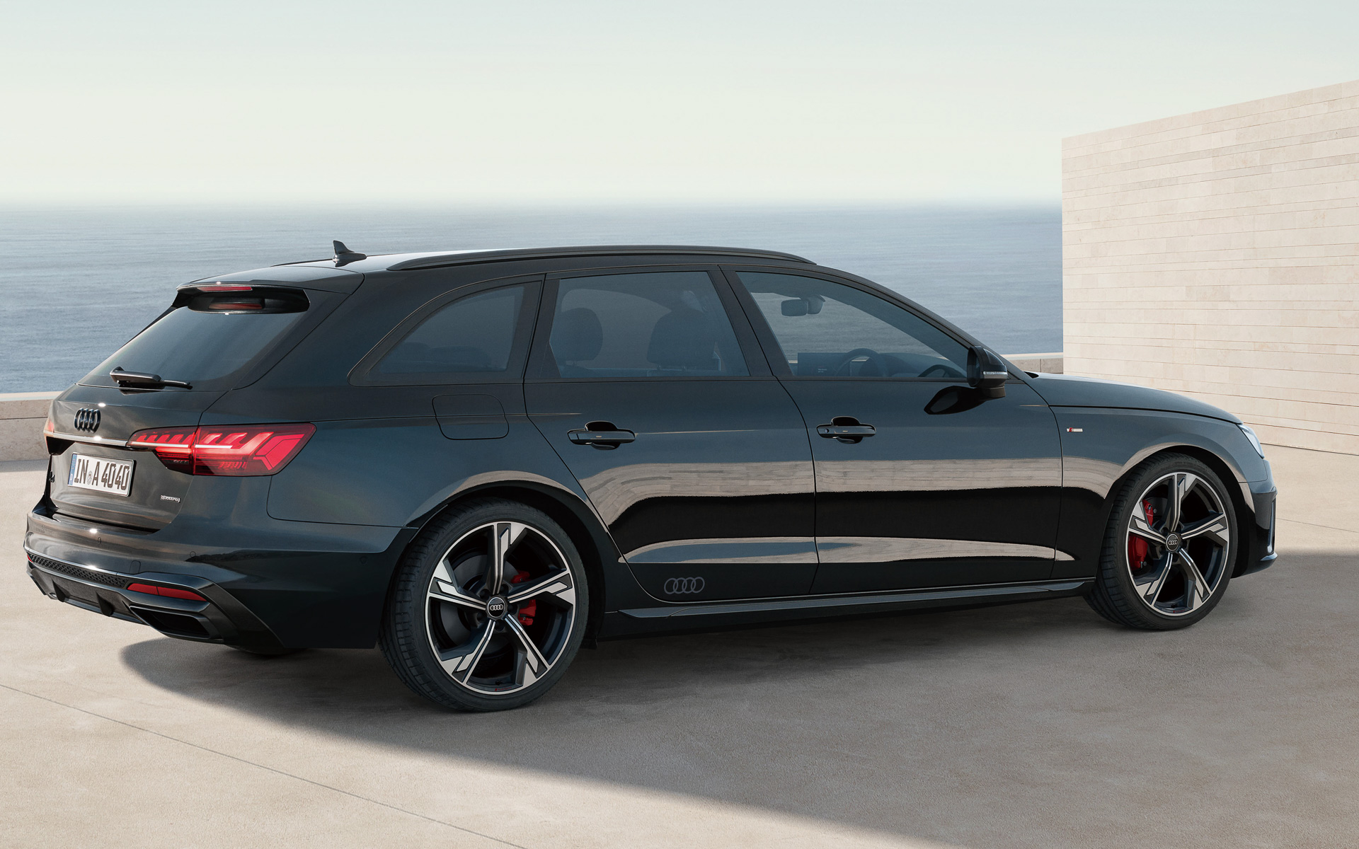 A4アバント S ライン コンペティション プラス