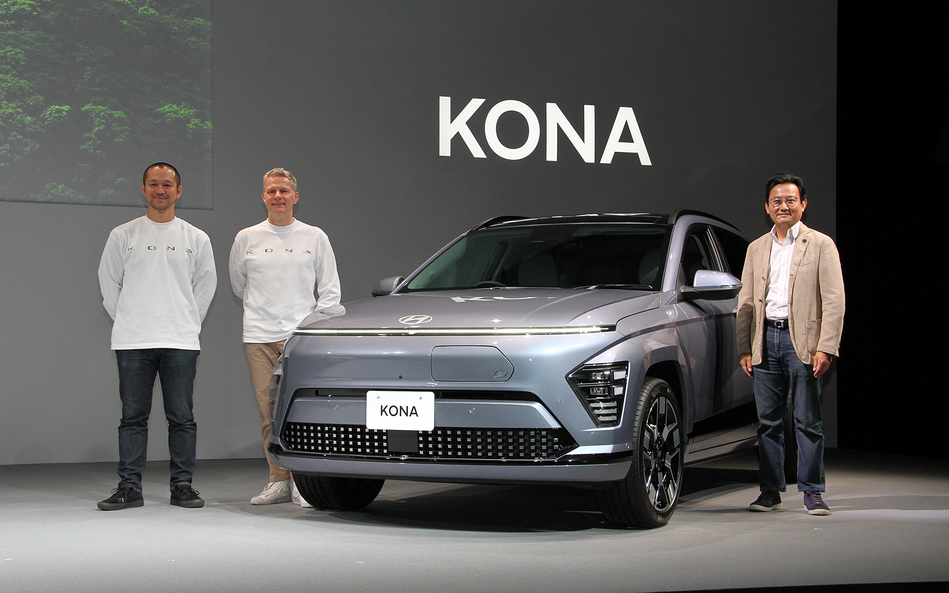 新型「コナ」の発表会を渋谷ヒカリエホールで開催