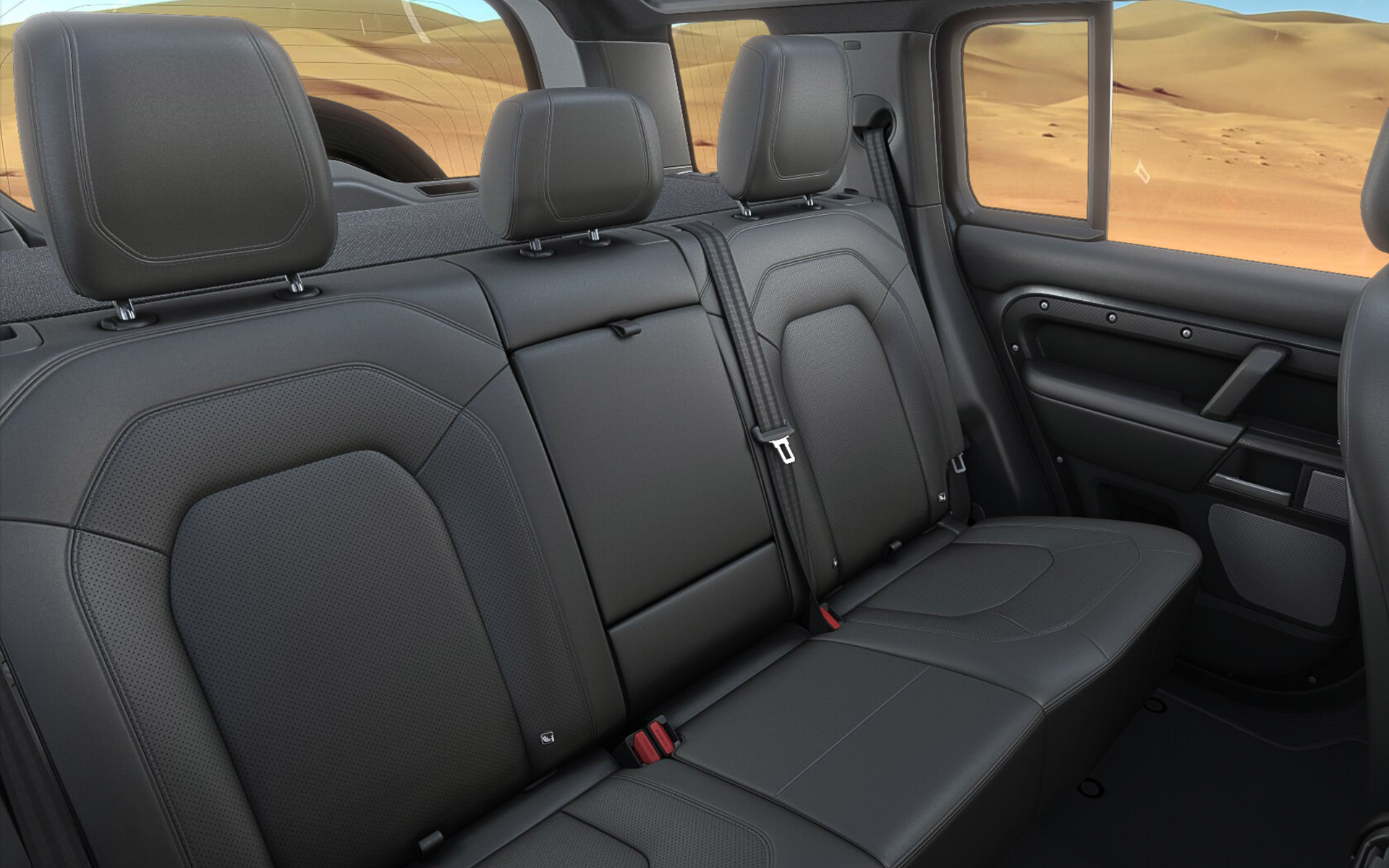 エボニーウィンザーレザーシートの内装。価格は1770万5100円で限定30台