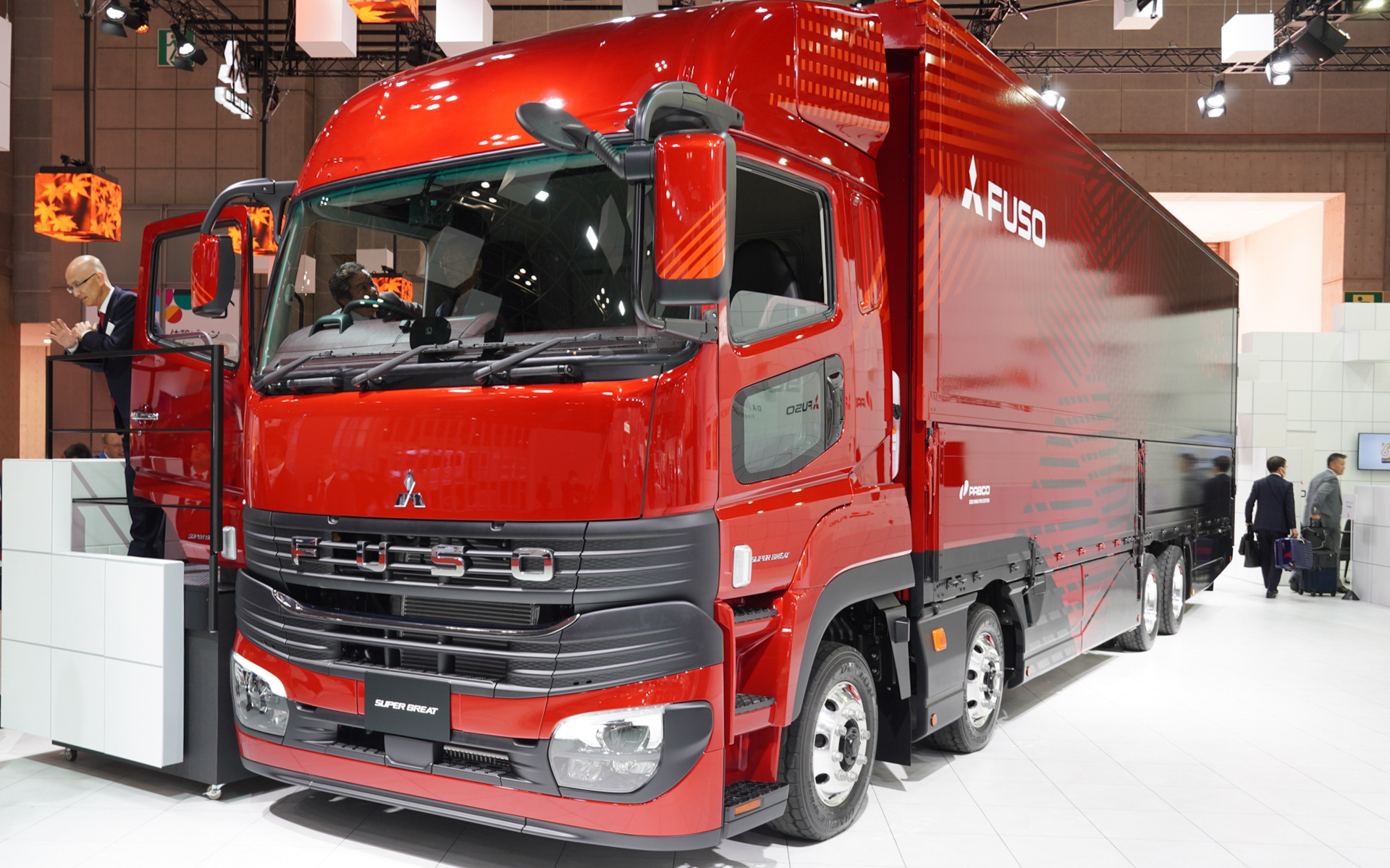 三菱ふそう 新型スーパーグレート