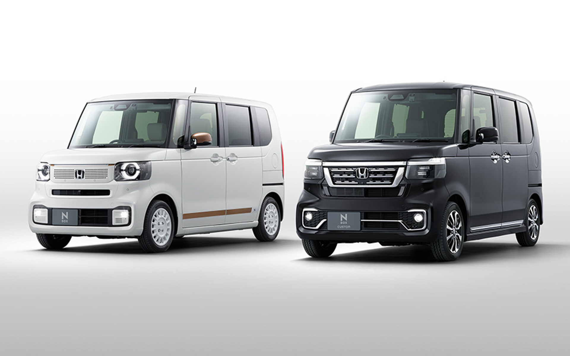 N-BOX、N-BOXカスタム