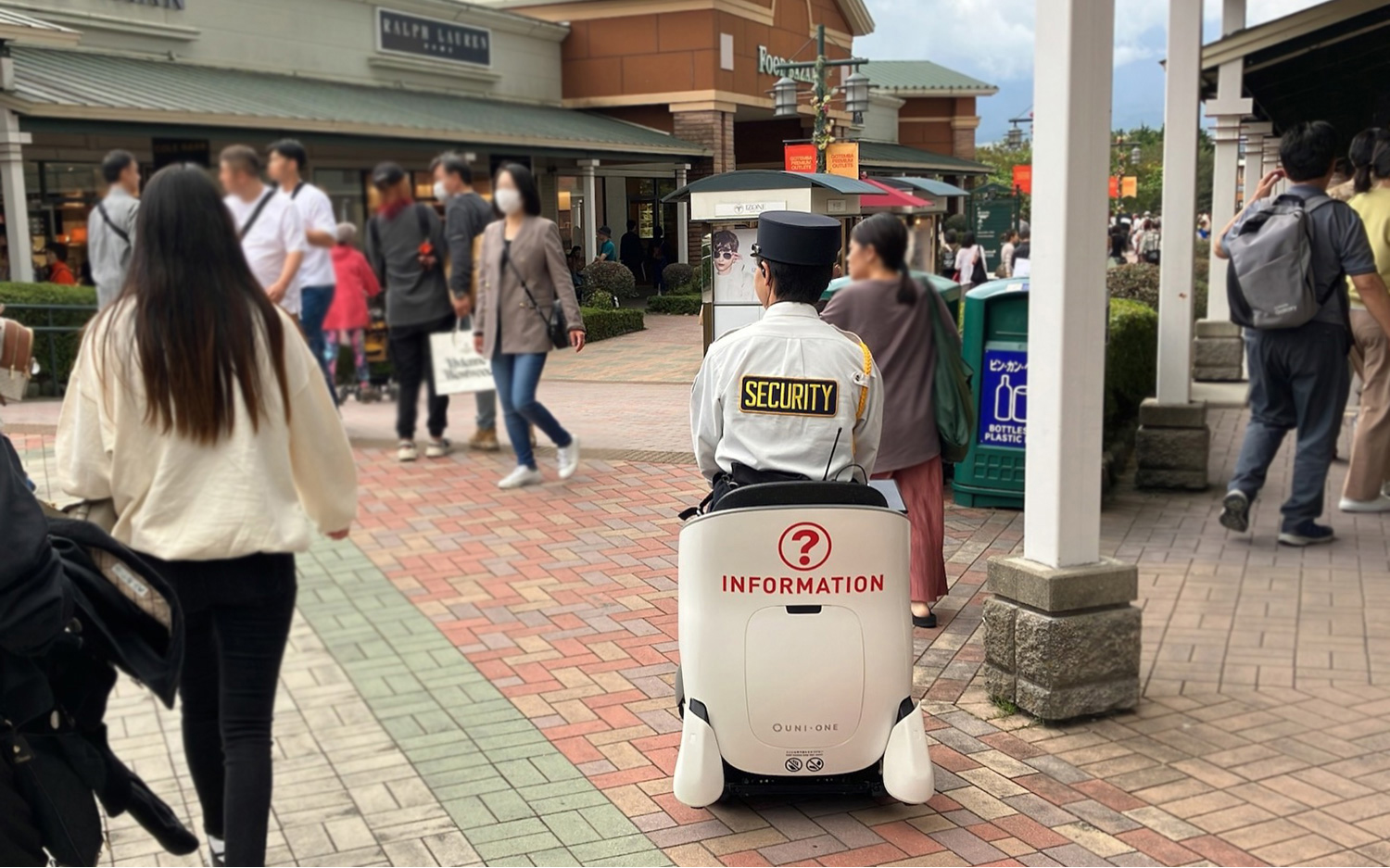 UNI-ONEを御殿場プレミアム・アウトレットに試験導入