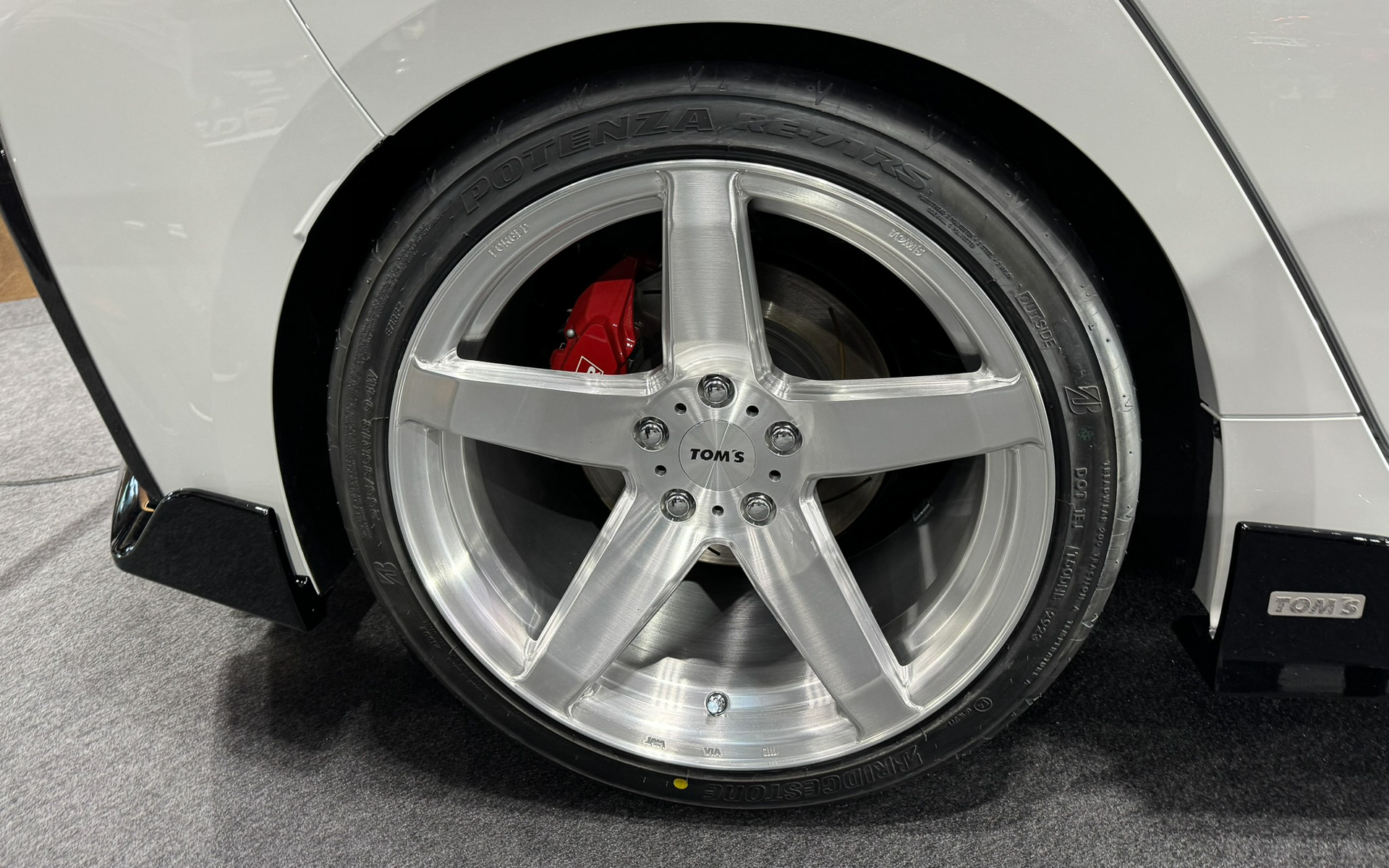 リアタイヤまわり