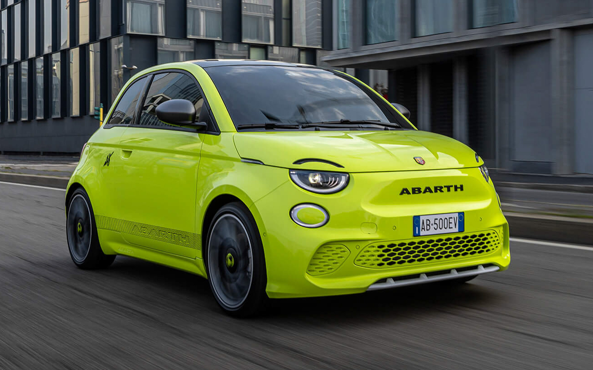 アバルト「500e」