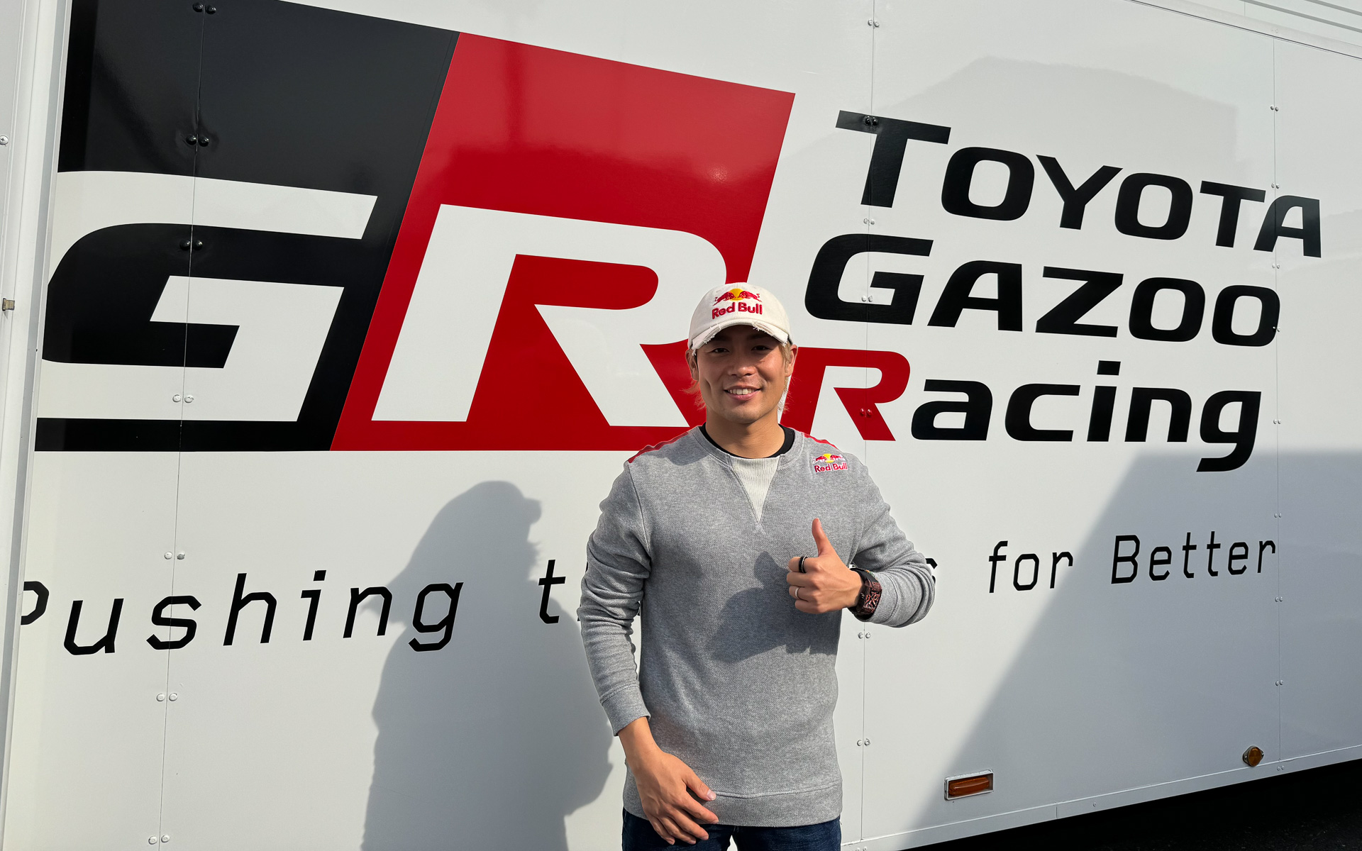 SUPER GT最終戦もてぎ予選日にTOYOTA GAZOO Racingの応援に訪れていた勝田貴元選手。日曜日はジャパンモビリティショーへ