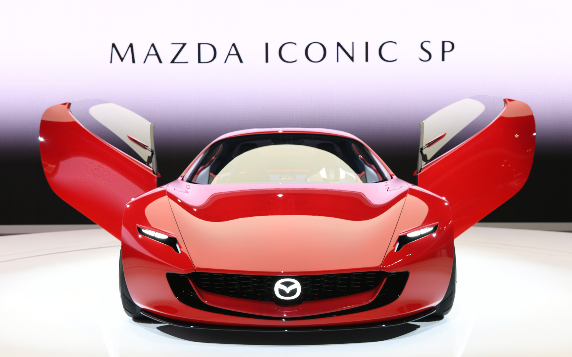 マツダの2ローター・ロータリーEV搭載「アイコニック SP」など世界初公開モデルが出展された