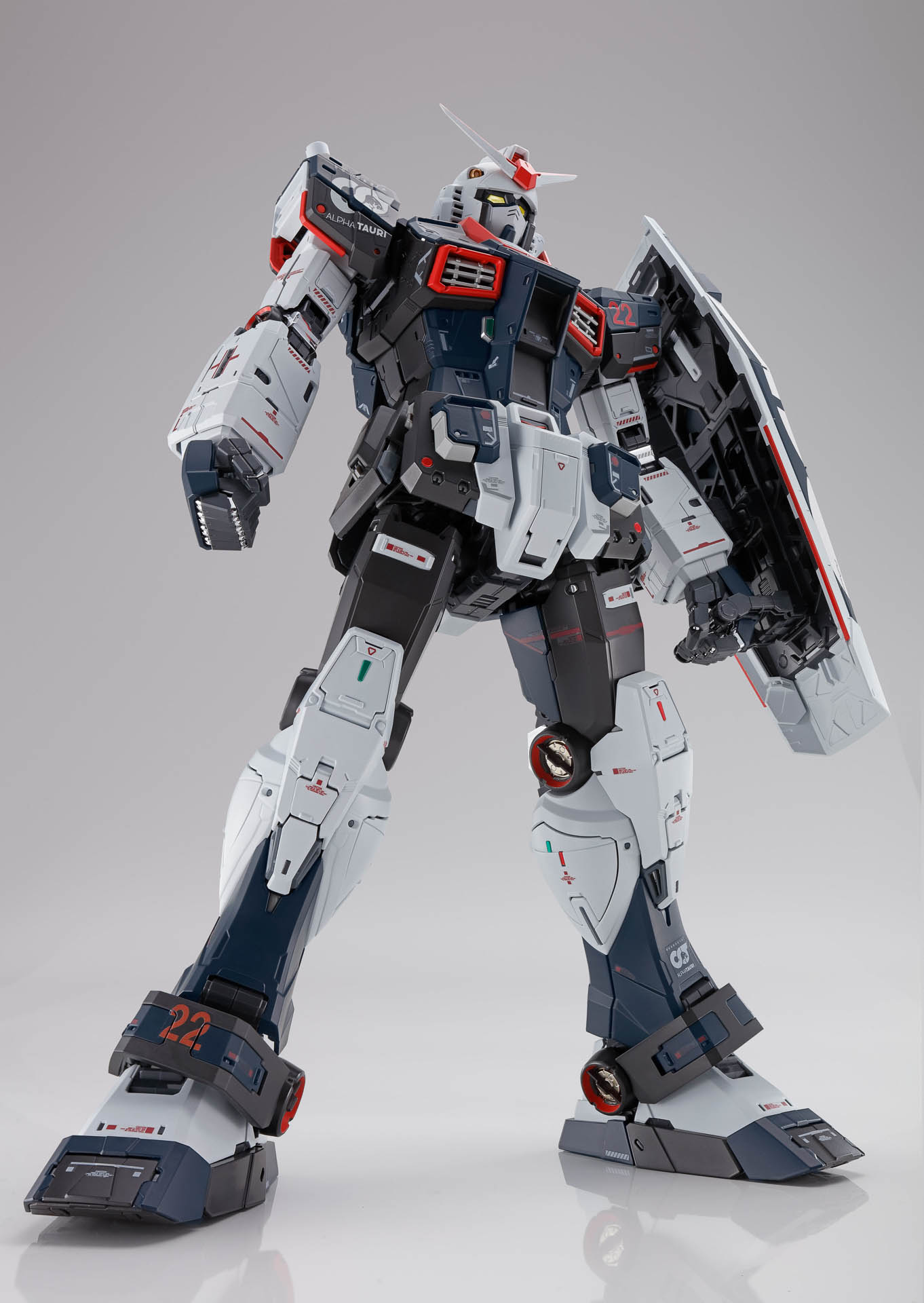 コラボデザインのRX-78-2 ガンダム