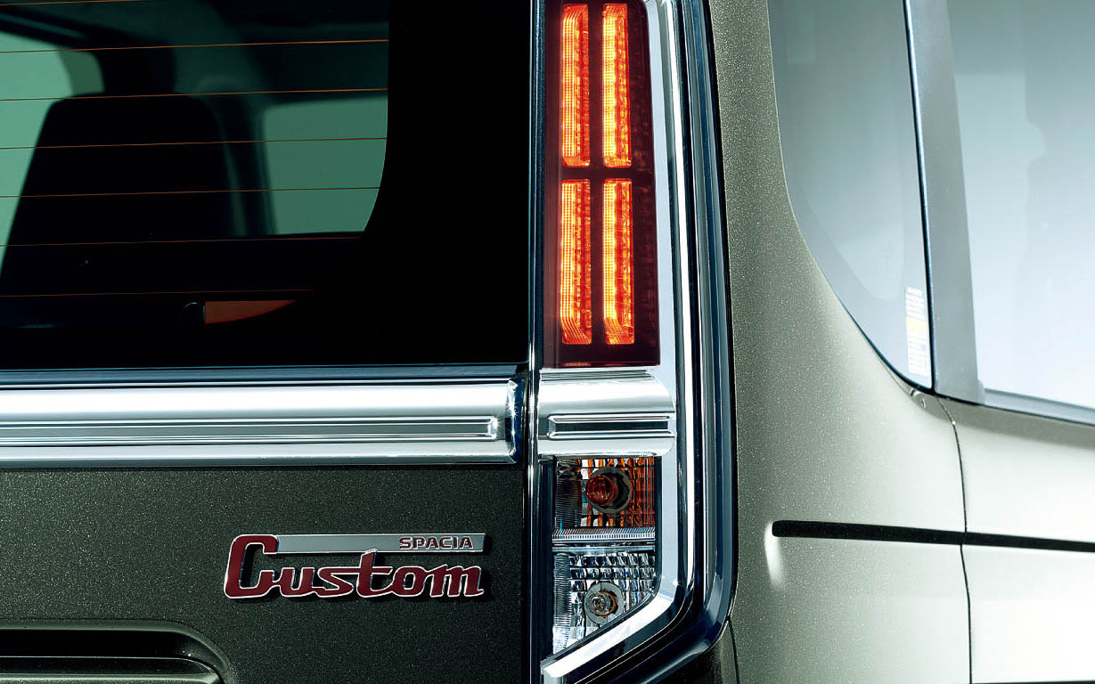 LEDリアコンビネーションランプ