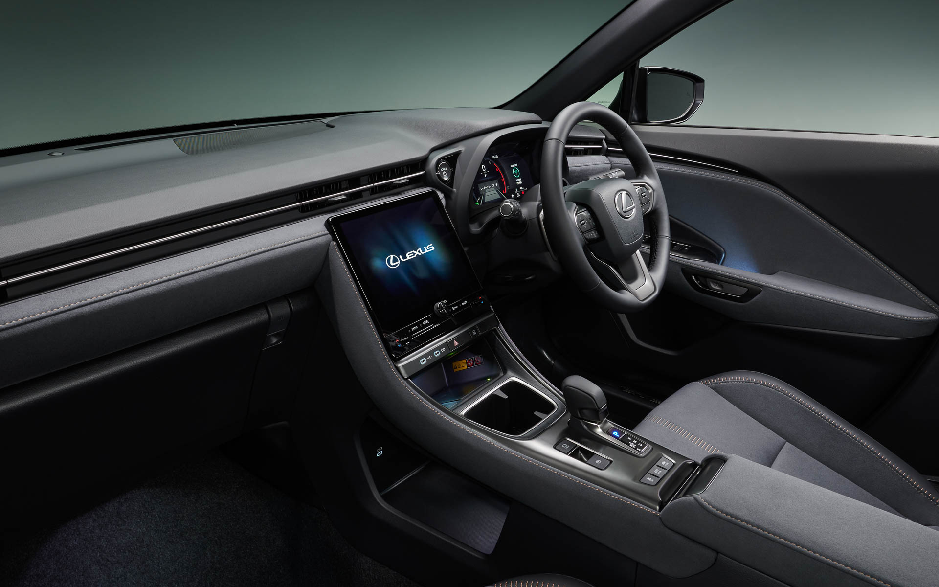 新型LBXのインパネ