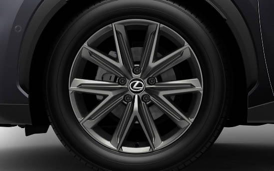 18インチアルミホイール（ダークプレミアムメタリック塗装）