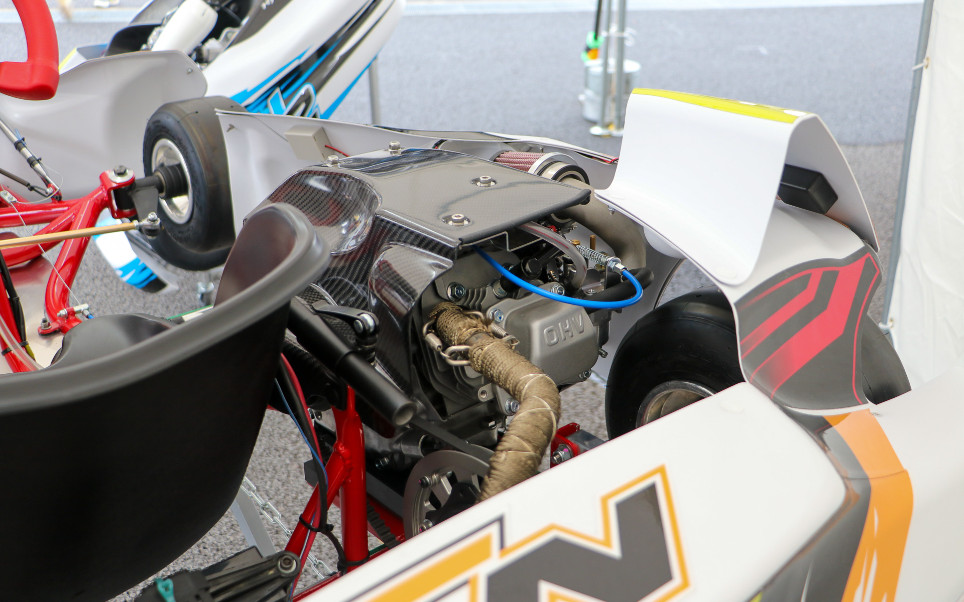 カーボンニュートラル燃料で走るエンジンは市販のままで燃料が異なるだけ（200cc）