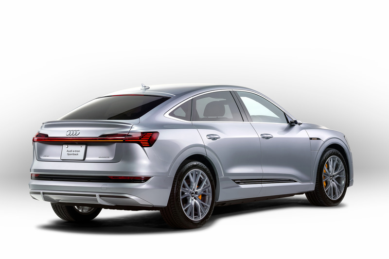 e-tron スポーツバック