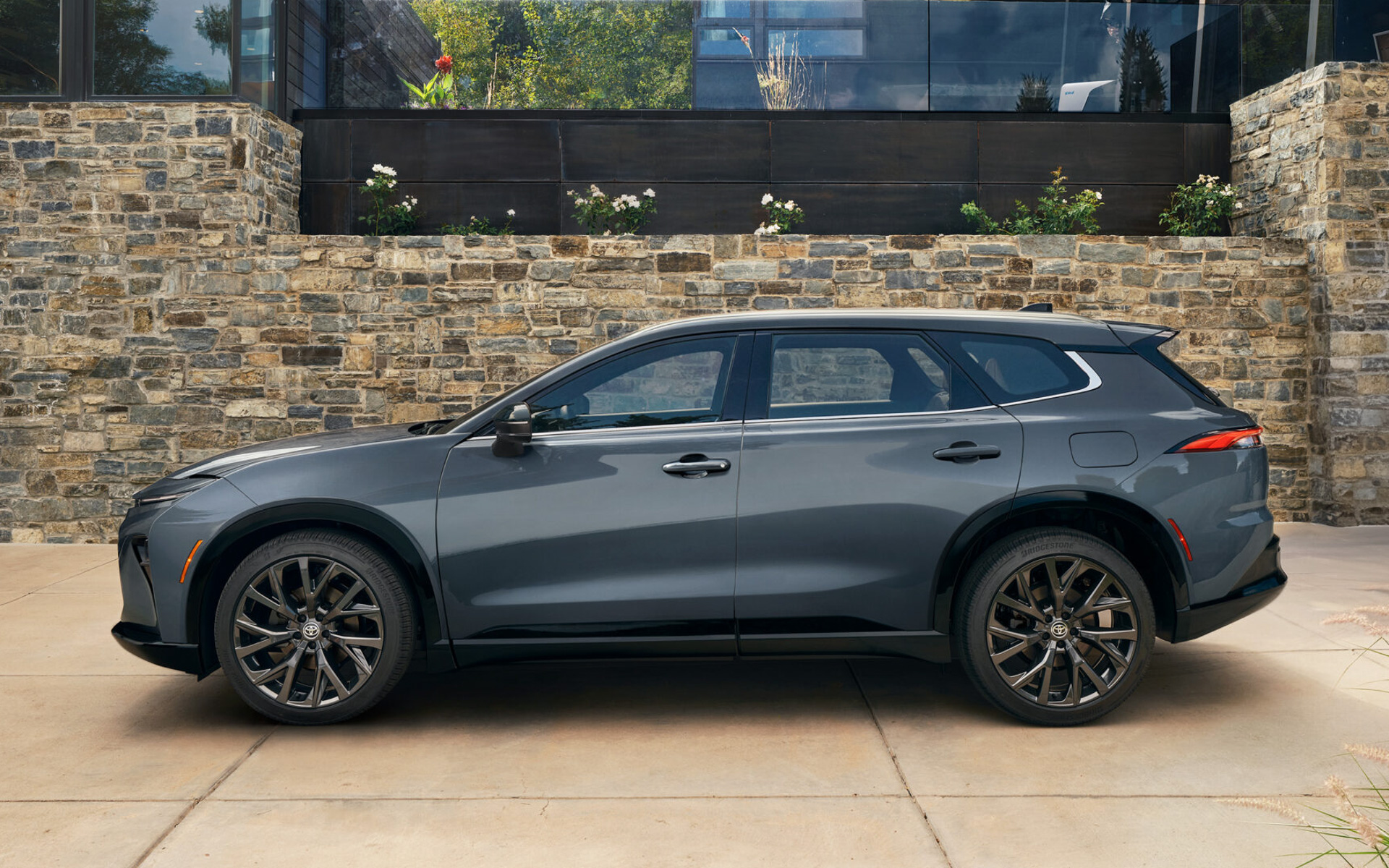 米国で2024年夏に発売される「CROWN SIGNIA」