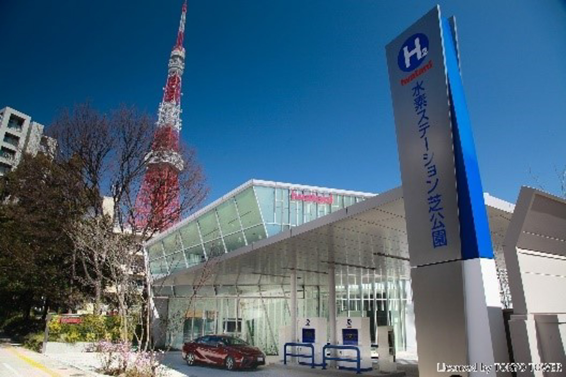 TOYOTA MIRAI SHOWROOM