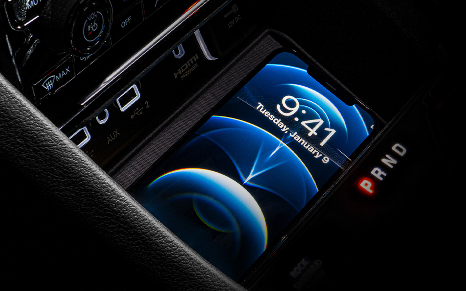 ワイヤレスチャージングパッド