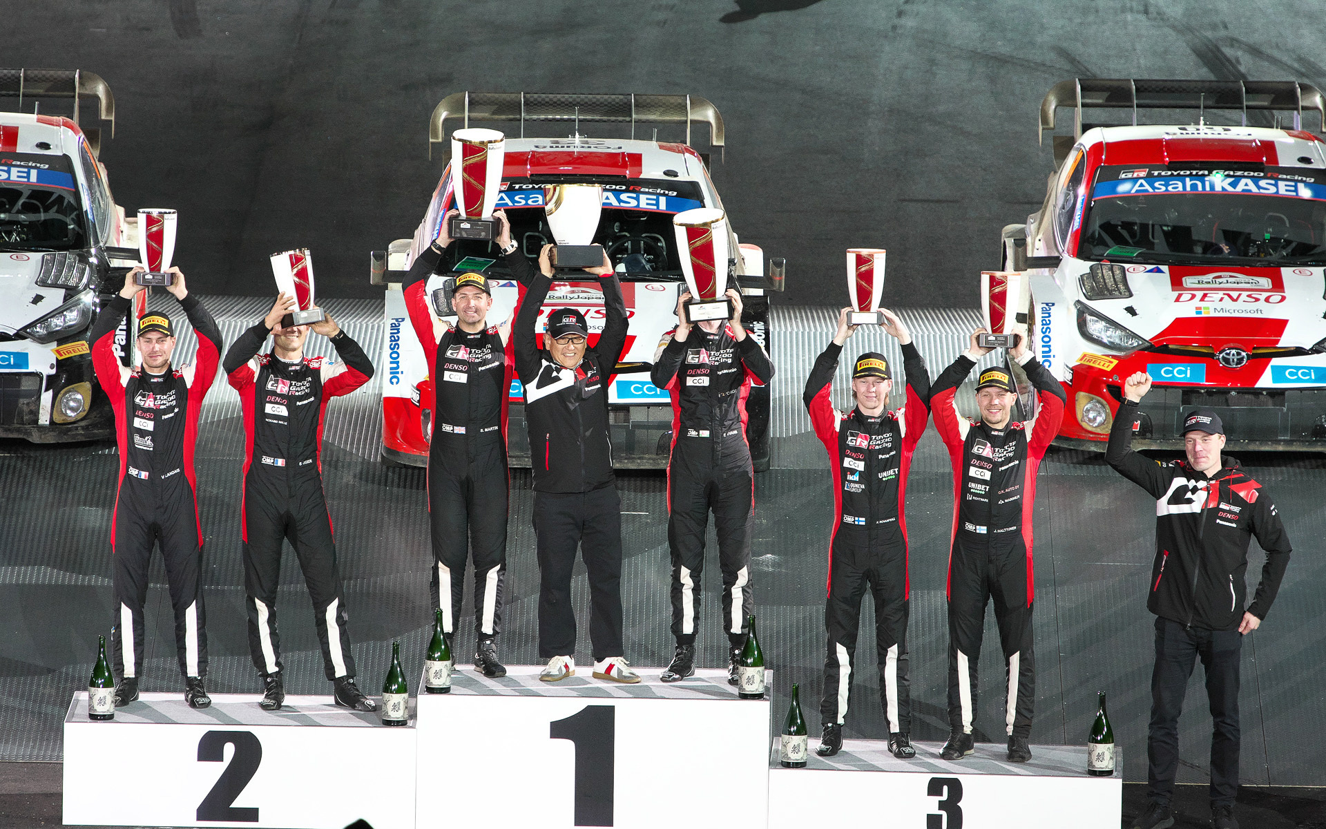 豊田スタジアムで行なわれた表彰式