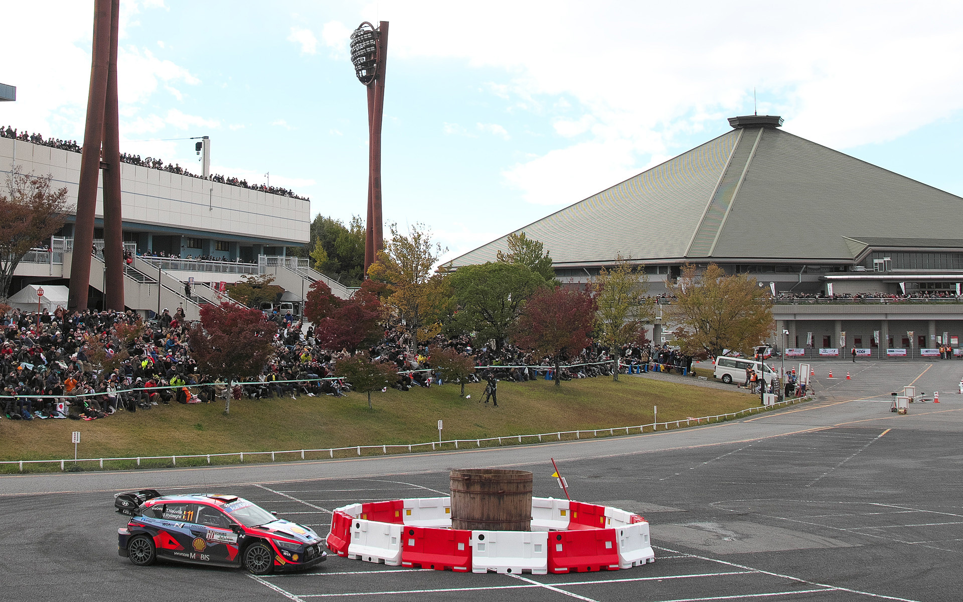 多くの人が訪れていた岡崎のスーパーSS