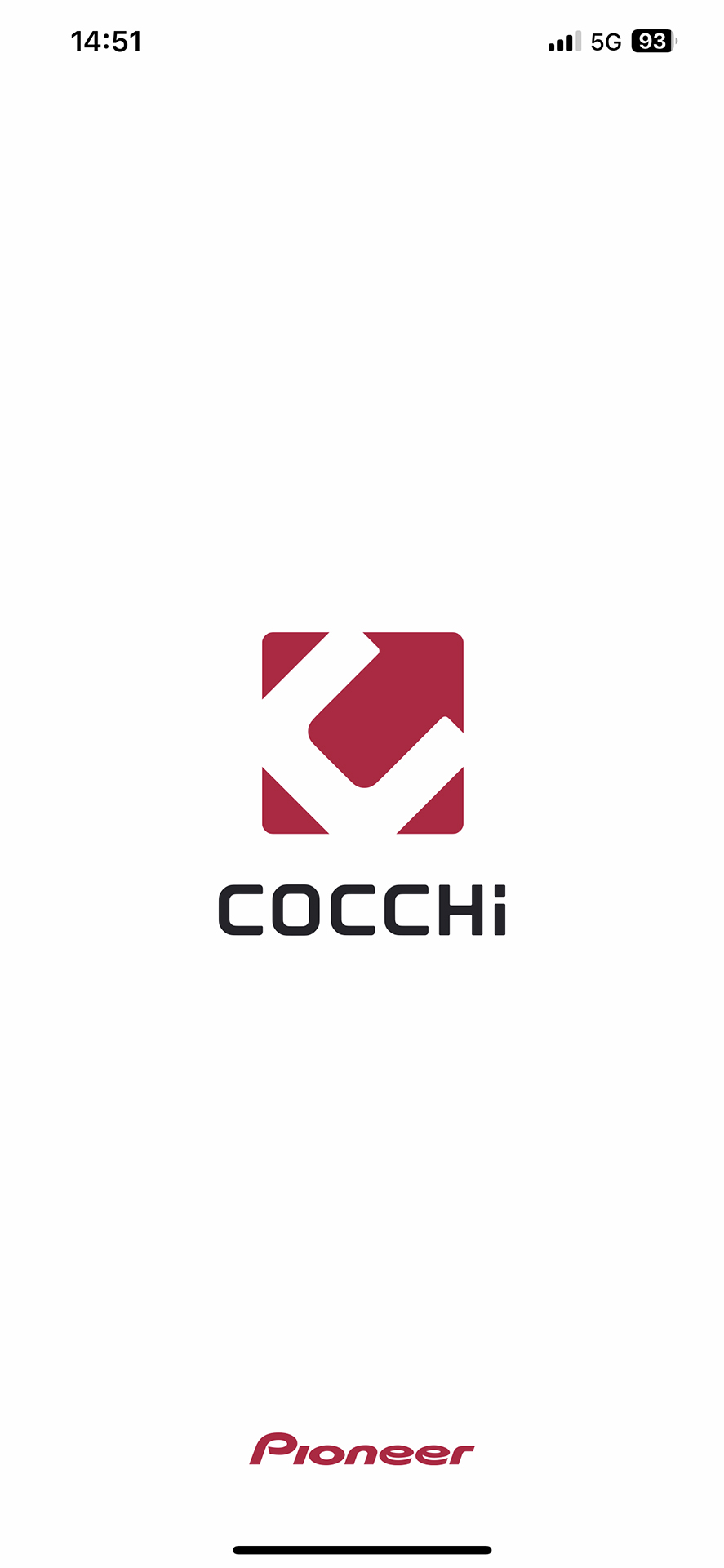 2023年9月にパイオニアがサービスを開始したスマートフォン専用(Android版/iOS版)カーナビアプリ「COCCHi(コッチ)」。「到着が早い」「コストが安い」「道幅が広い」の3種類からルート検索方法を指定でき、独自に保有するプローブデータとリアルタイム情報を活用し、高精度な到着時間予測や出発時間の算出、走行中に発生した渋滞を考慮したルートの再提案を行なう本格的なもの。CarPlay/Android Autoに対応するので、今回はDMH-SF700にスマホアプリの画面を表示し、直接操作をできるようにした