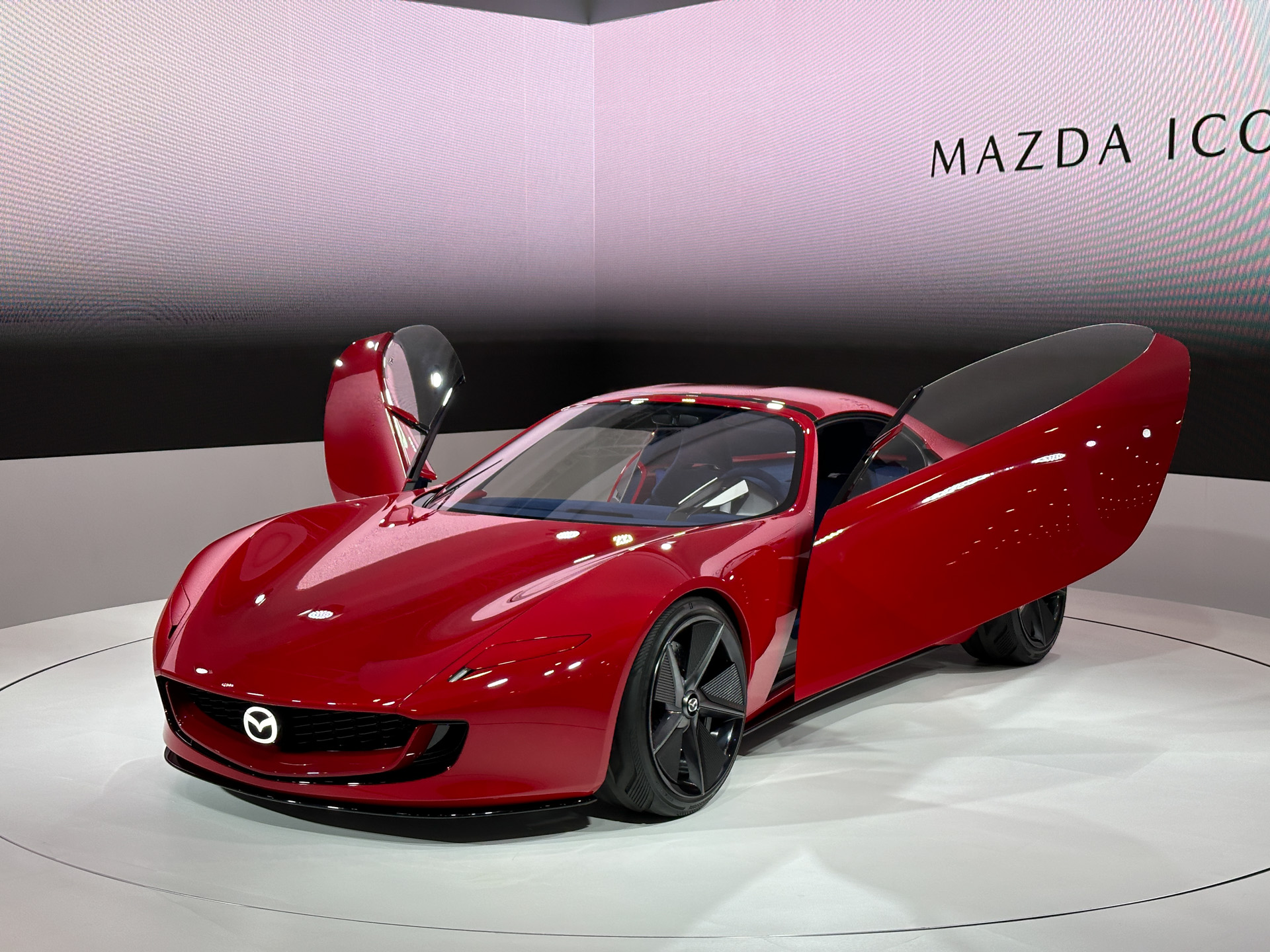 「MAZDA ICONIC SP」