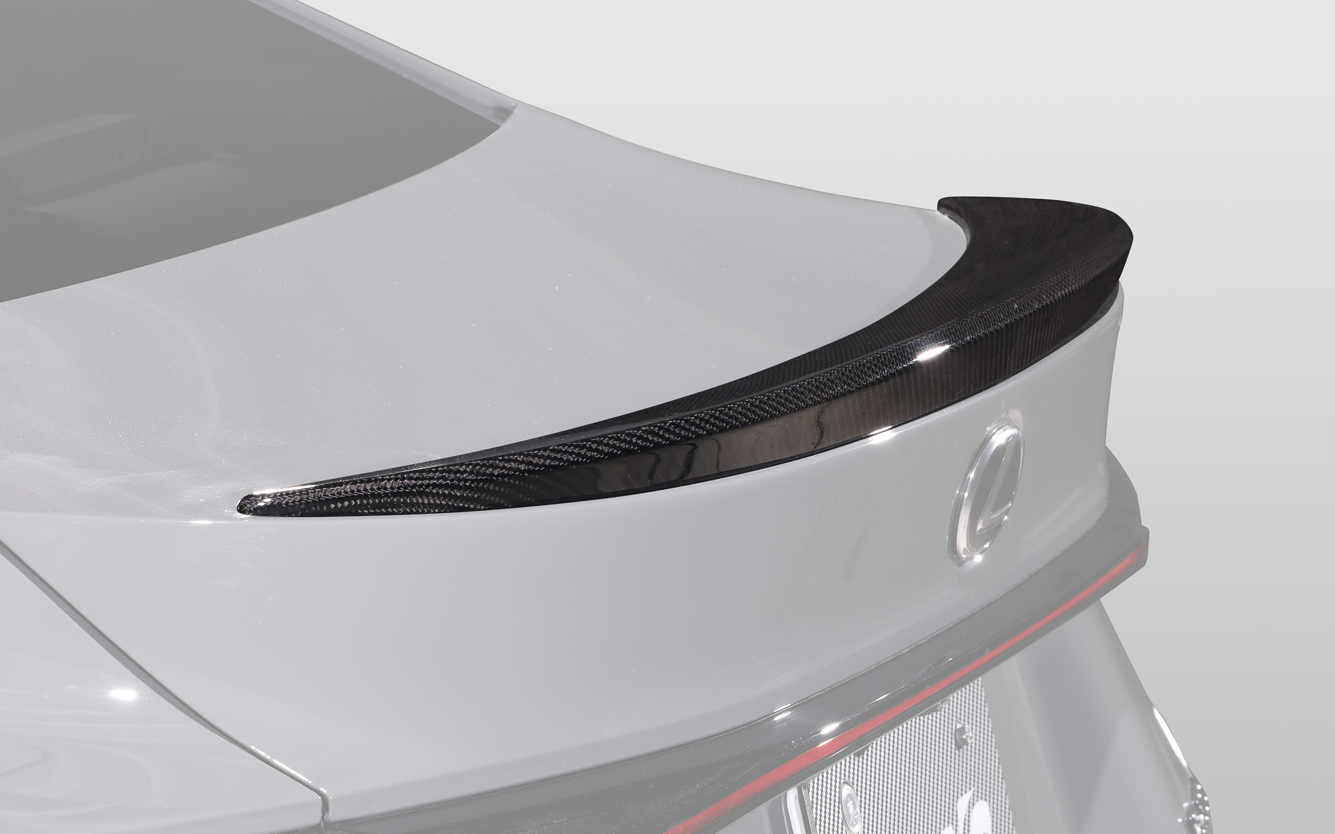 トランクリッドスポイラー：価格9万9000円