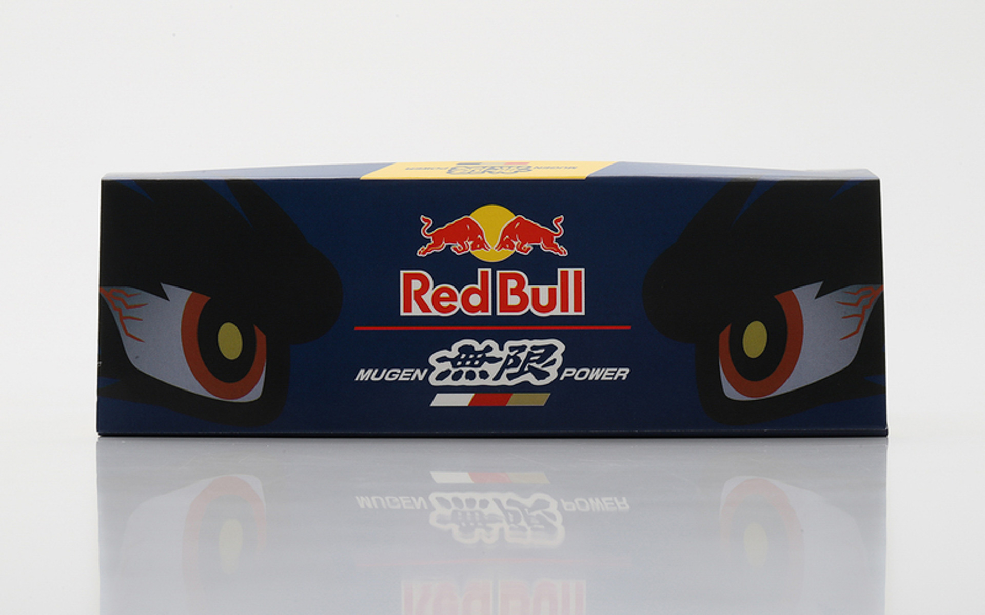 2023 Red Bull MOTUL MUGEN SF23 #15 ドライバー：リアム・ローソン選手