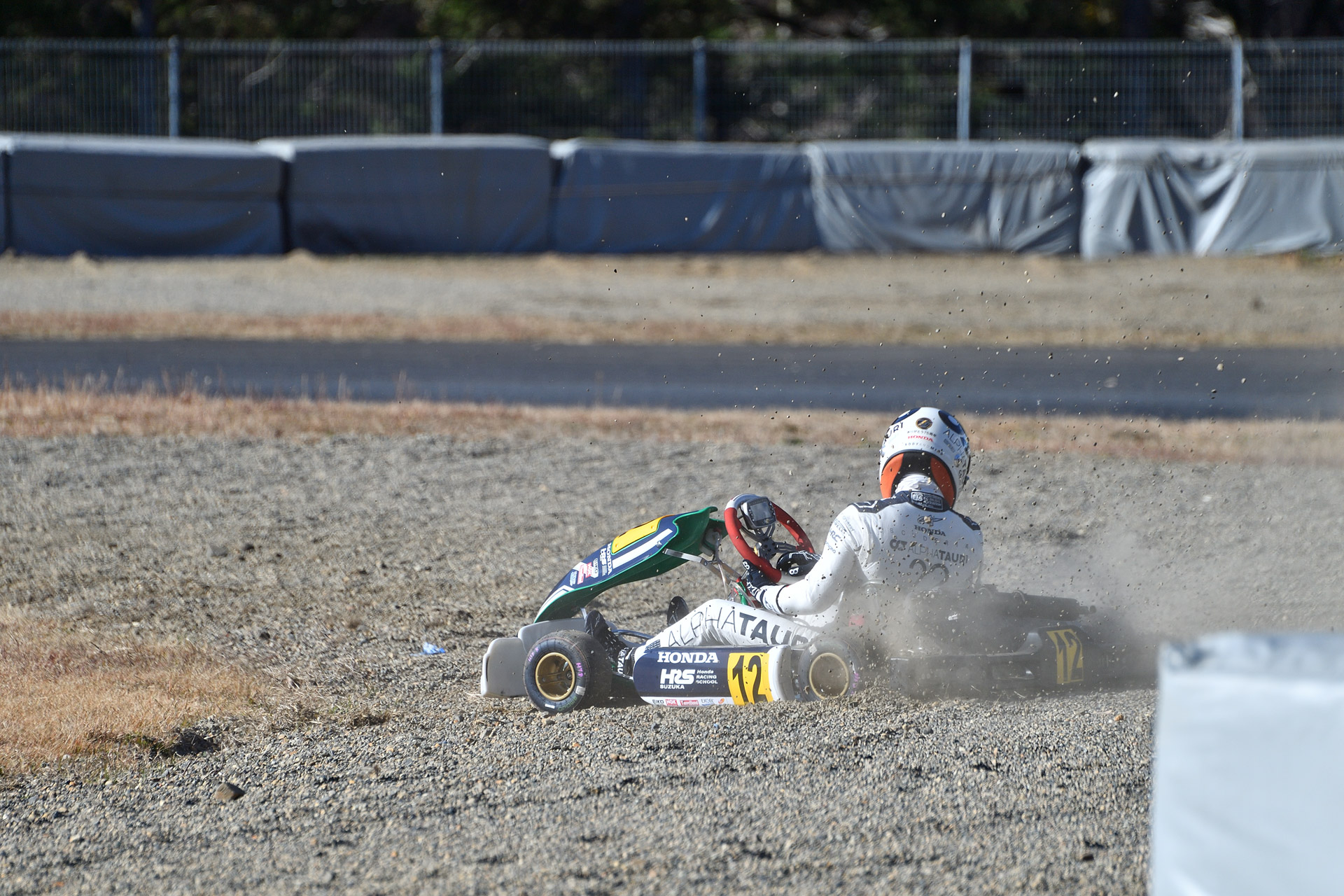 スピンしてコースアウトしてしまった