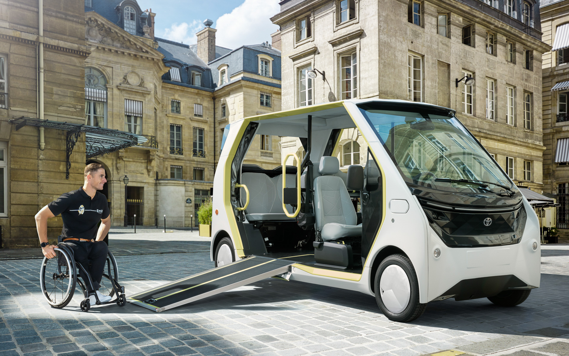 アクセシブル・ピープルムーバー（APM）