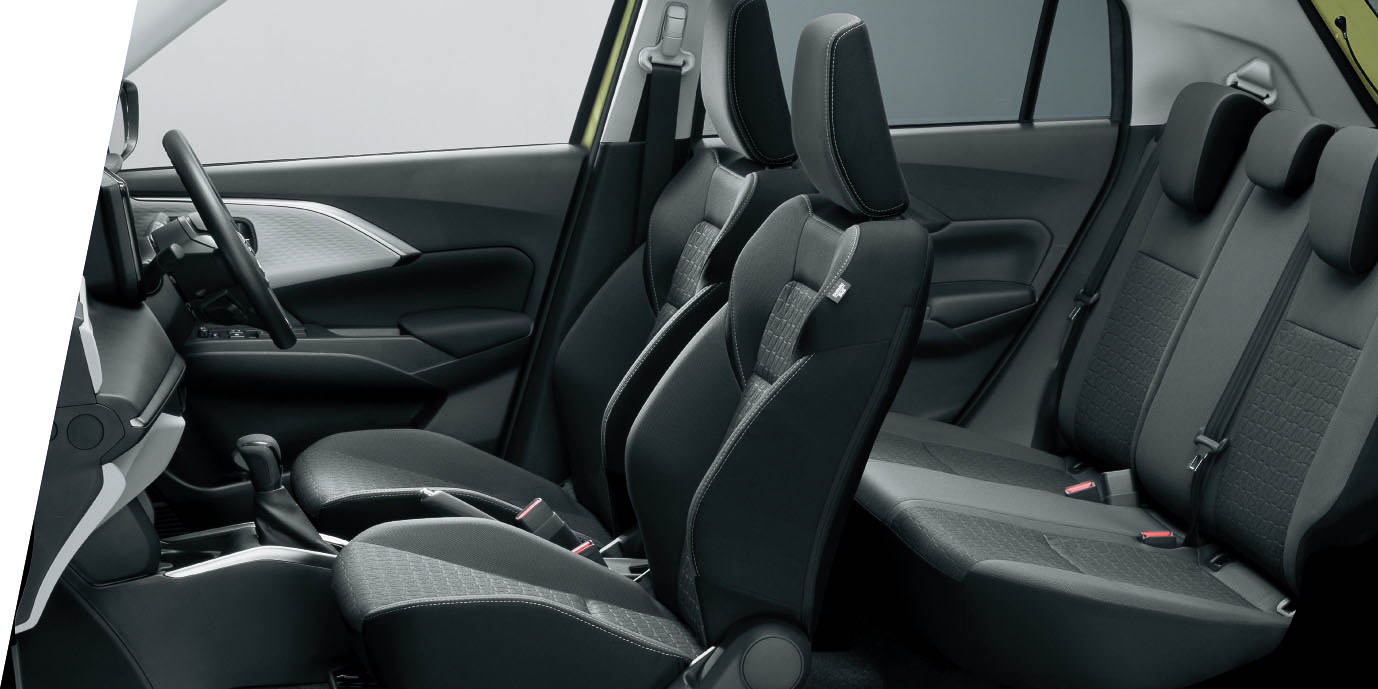 HYBRID MXのインテリア