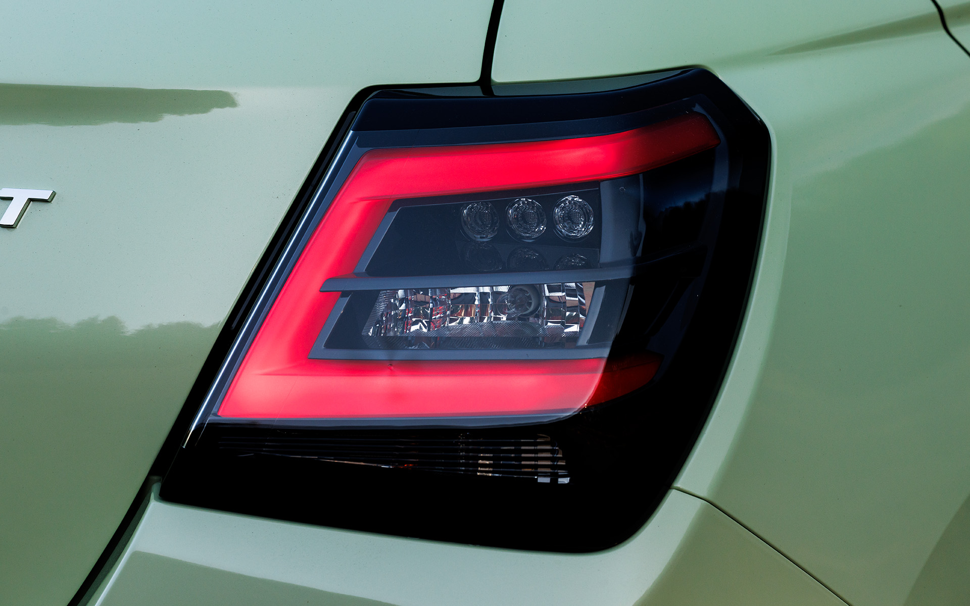 ポジションランプ点灯時