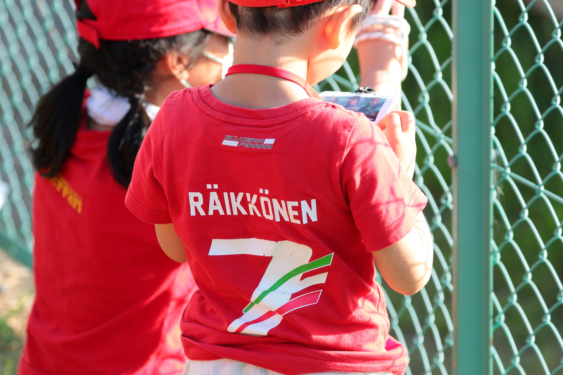 セッション中に気になって望遠ズームで撮影