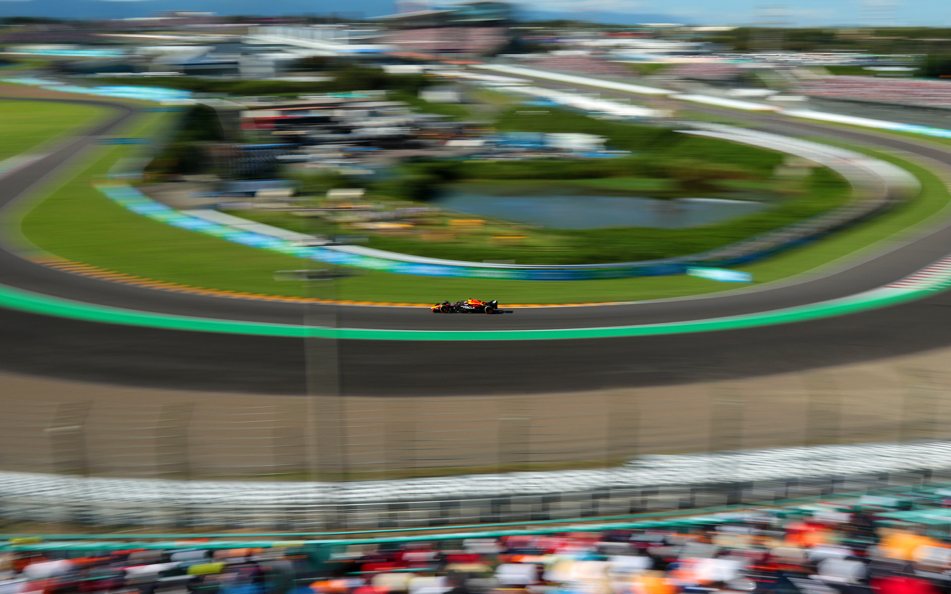 焦点距離24mm、シャッター速度1/15秒で撮影