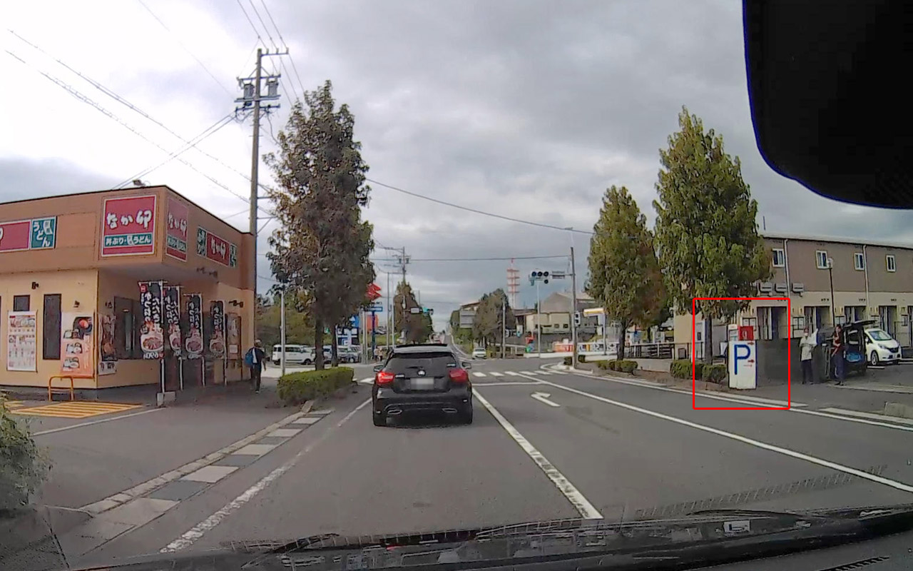 D：価格不明。なか卯の対面。サーキット前交差点まで1.5km