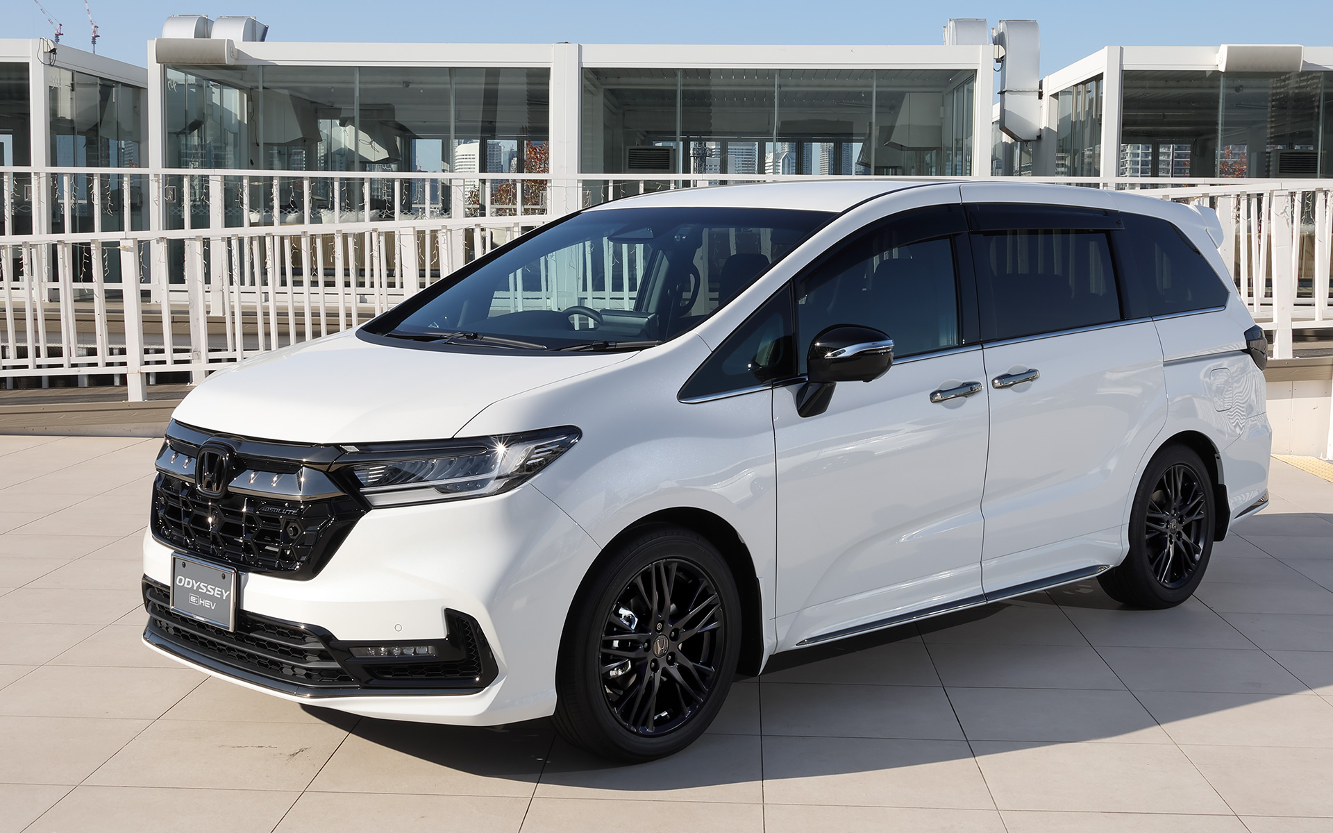 オデッセイ（2023年改良モデル）ホンダアクセス純正アクセサリー装着車