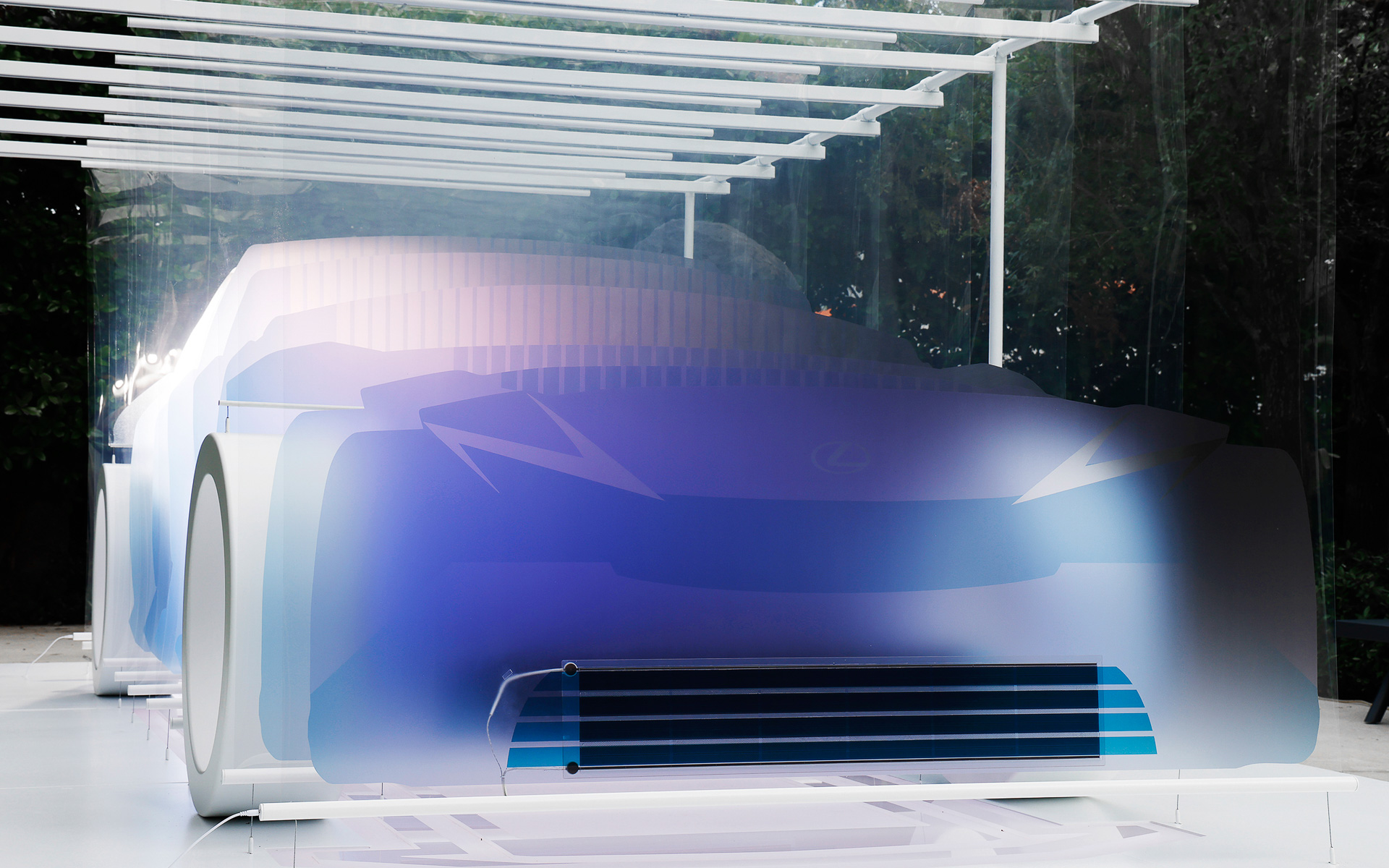 マイアミ現代美術館に展示されている「LF-ZC」に着想を得たインスタレーション「8分20秒」