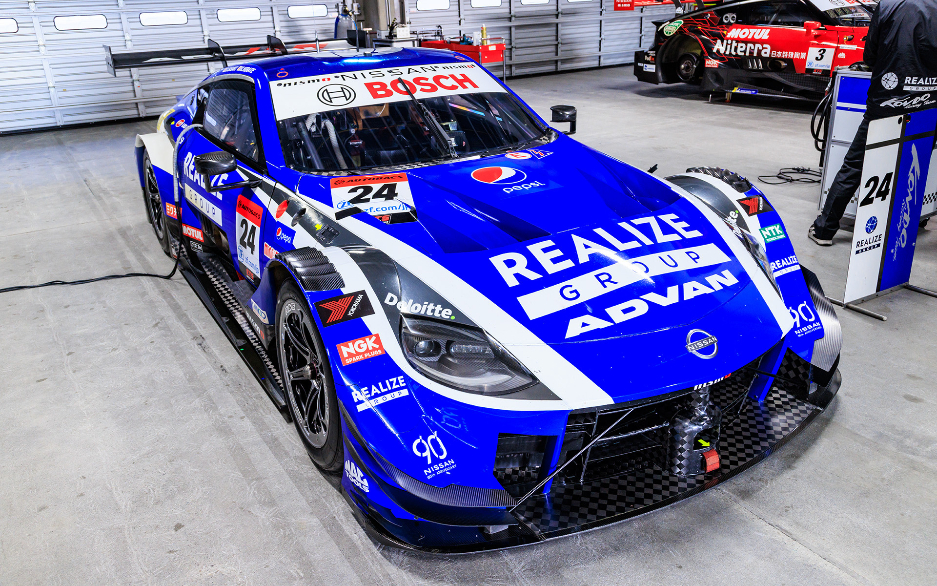 Realize corporation ADVAN Z（2023 SUPER GT）