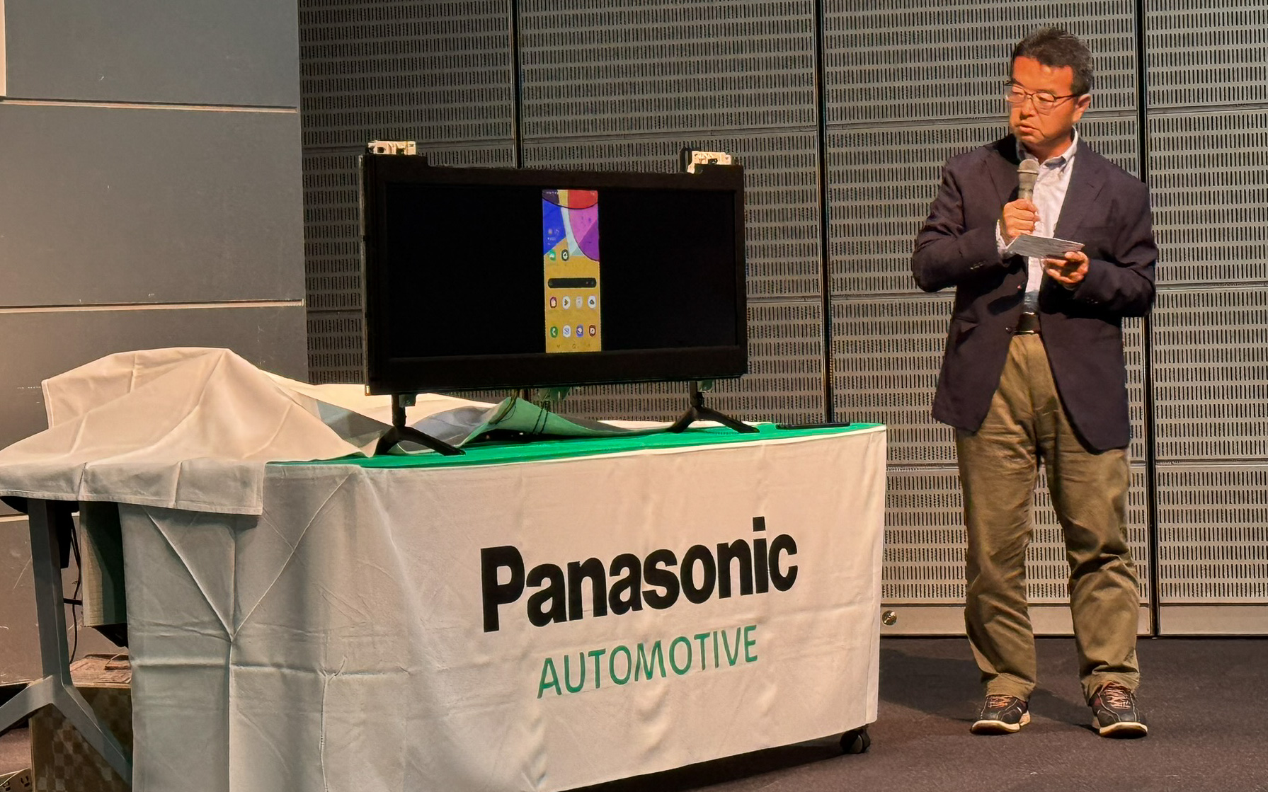 スマホのミラーリングモード