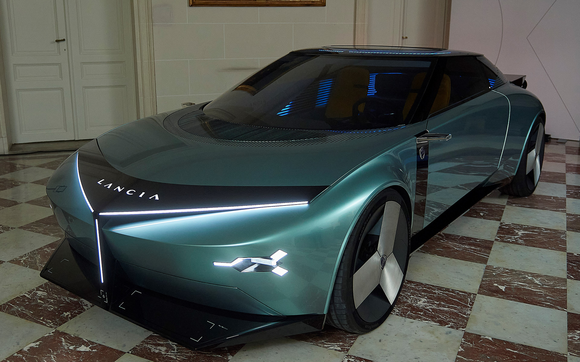 バッテリEVコンセプトモデル「Pu＋Ra HPE」