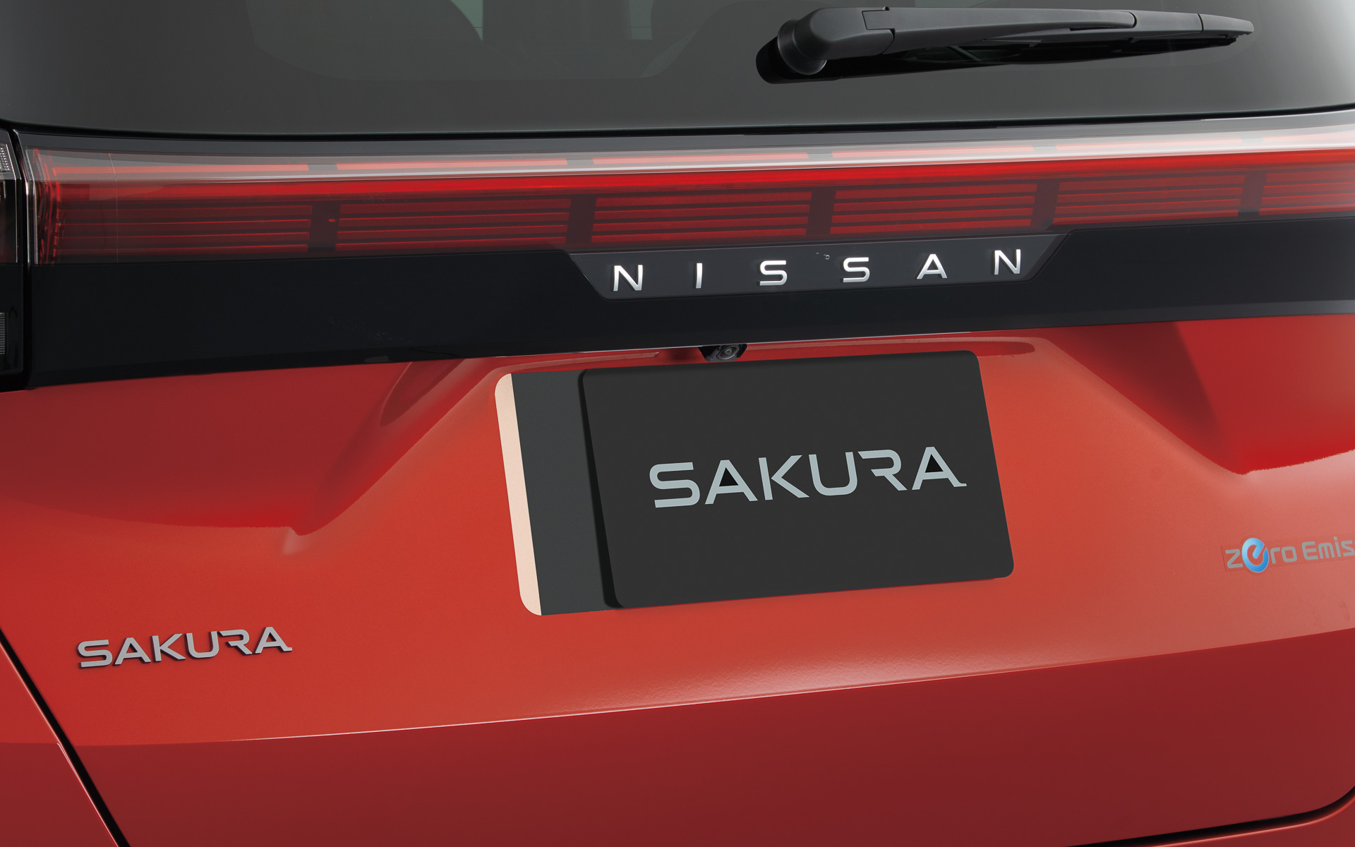 バックアクセントデカール（写真はサクラ）