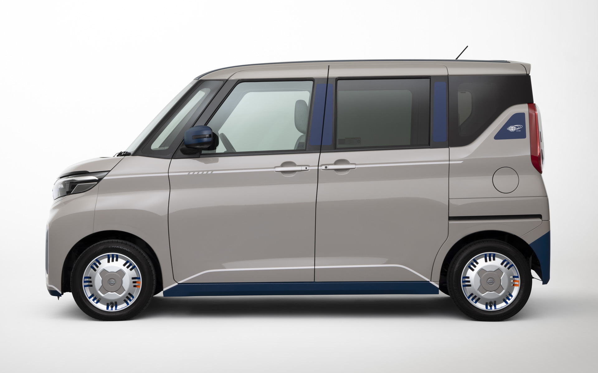 ROOX BEAMS CUSTOMIZED CONCEPT