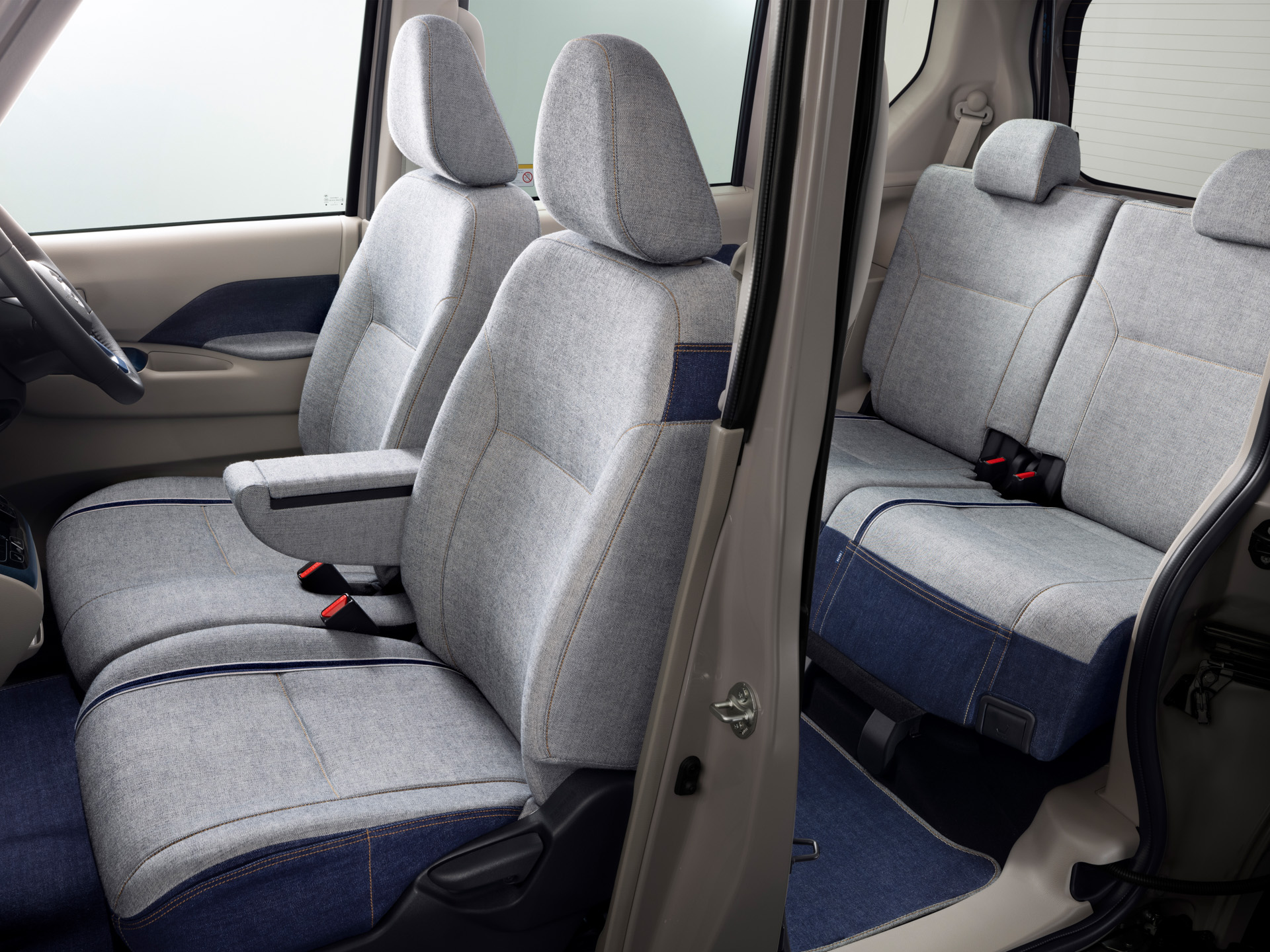 ROOX BEAMS CUSTOMIZED CONCEPT