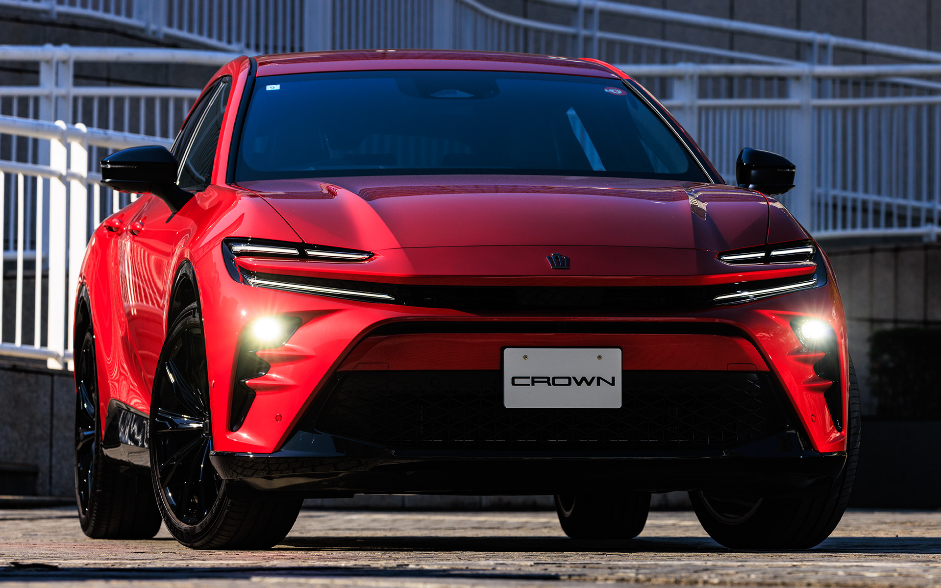 新型クラウンスポーツ。まずはHEVから登場