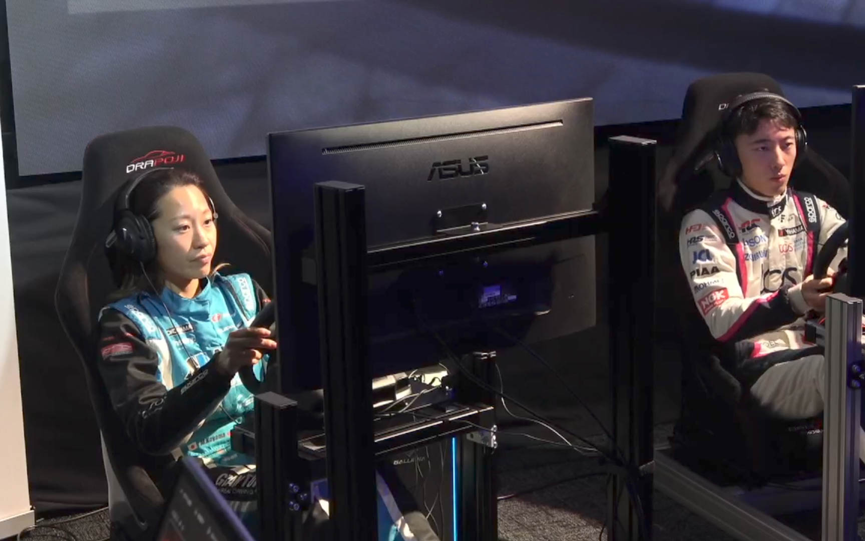 eモータースポーツレーサーの武藤壮太選、宮園拓真選手、佐々木唯人選手、冨林勇佑選手と、リアルモータースポーツレーサーの山下健太選手、大湯都史樹選手、小山美姫選手、佐藤蓮選手がタッグを組んで1vs1のマッチレースとセミ耐久レースを行なった