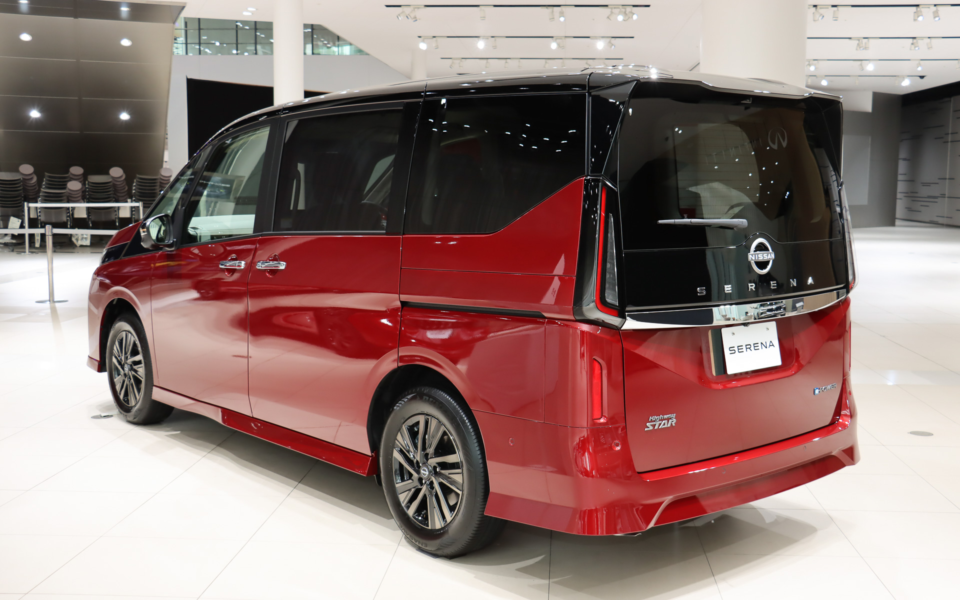 「セレナ 90th Anniversary」